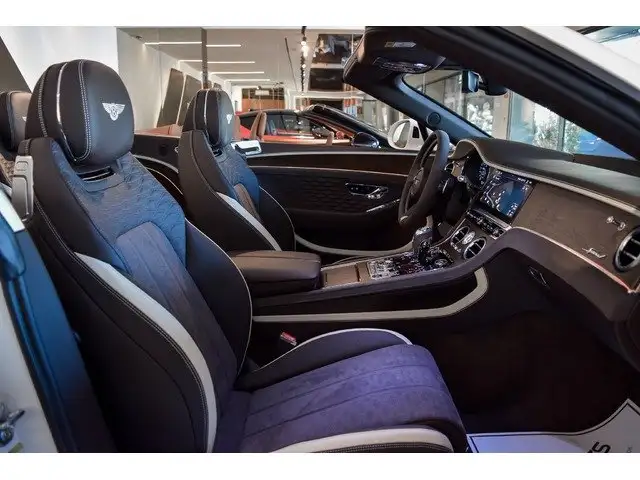 Bentley Continental GTC view 8