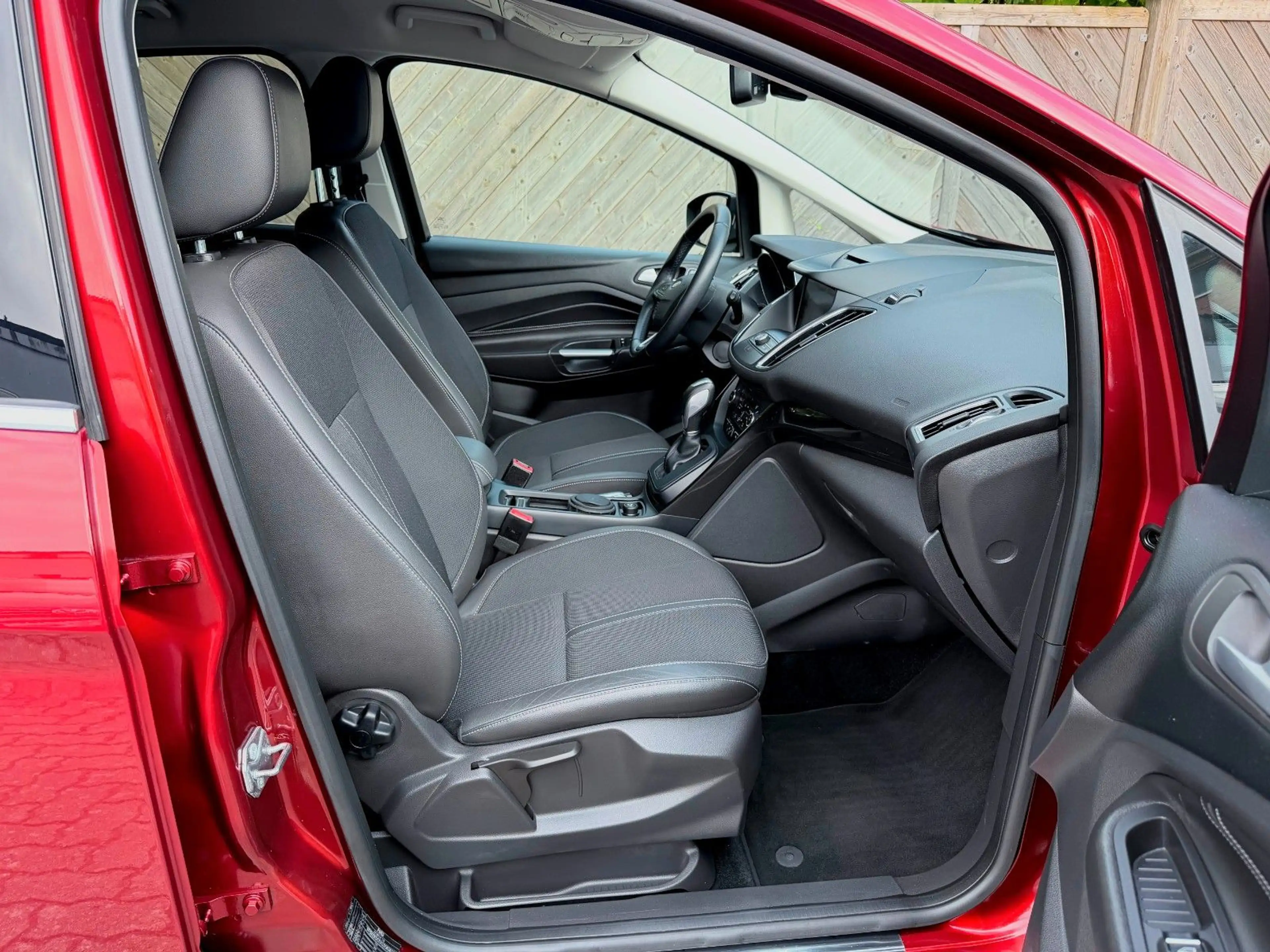 Ford C-Max Titanium°Spurhalte+Totenwinkelass.°Navi° — photo 10