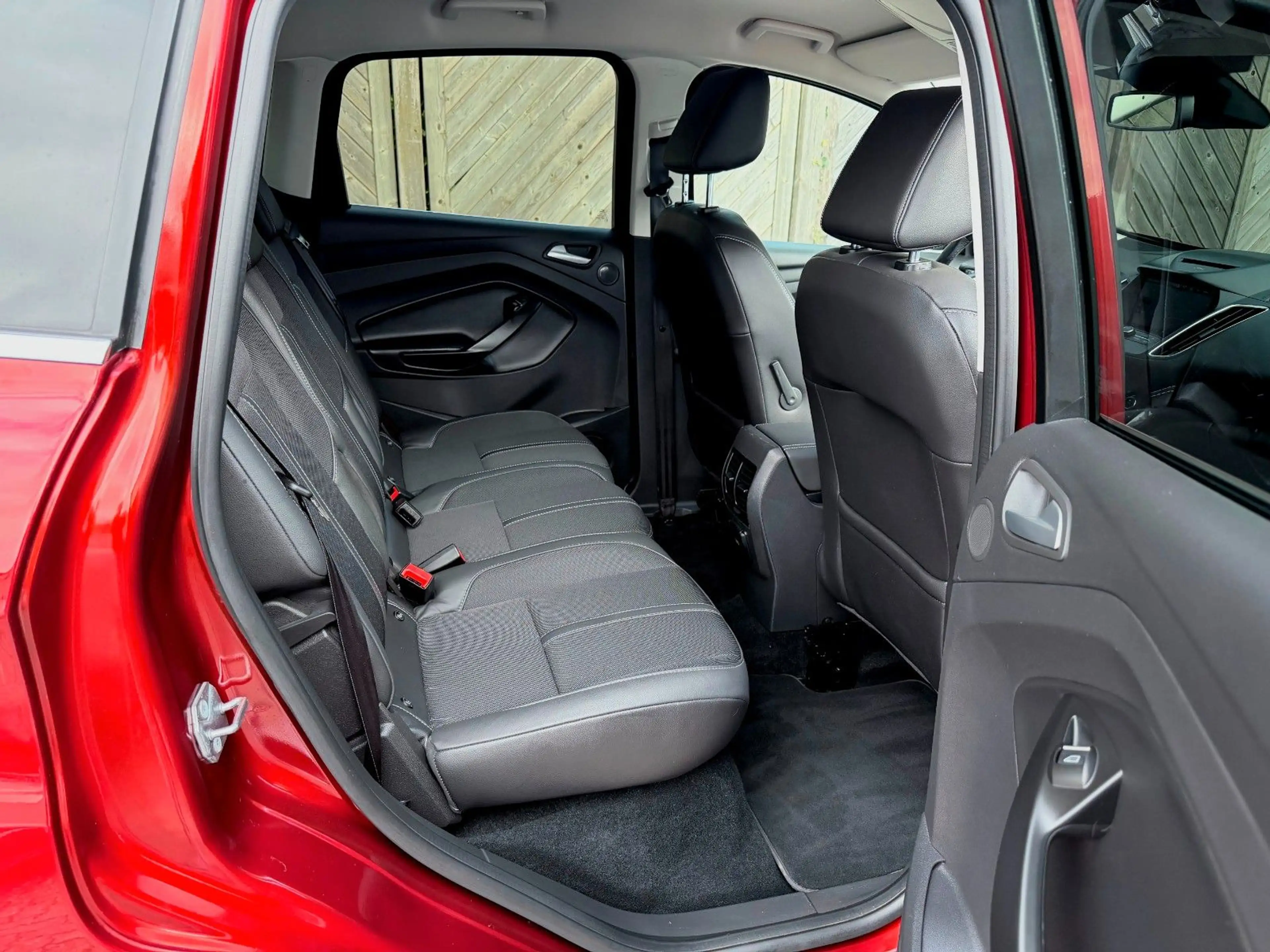 Ford C-Max Titanium°Spurhalte+Totenwinkelass.°Navi° — photo 12