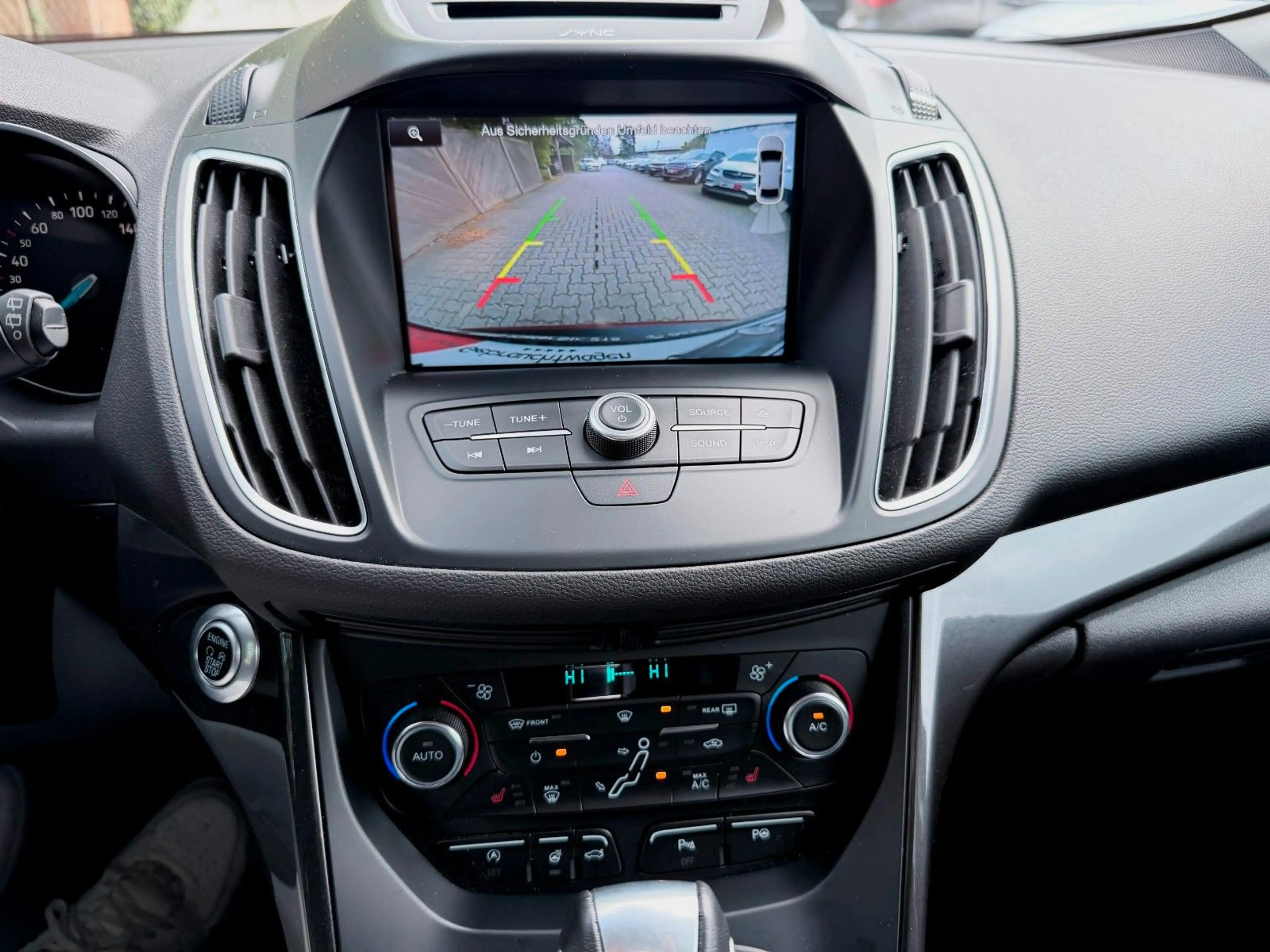 Ford C-Max Titanium°Spurhalte+Totenwinkelass.°Navi° — photo 14