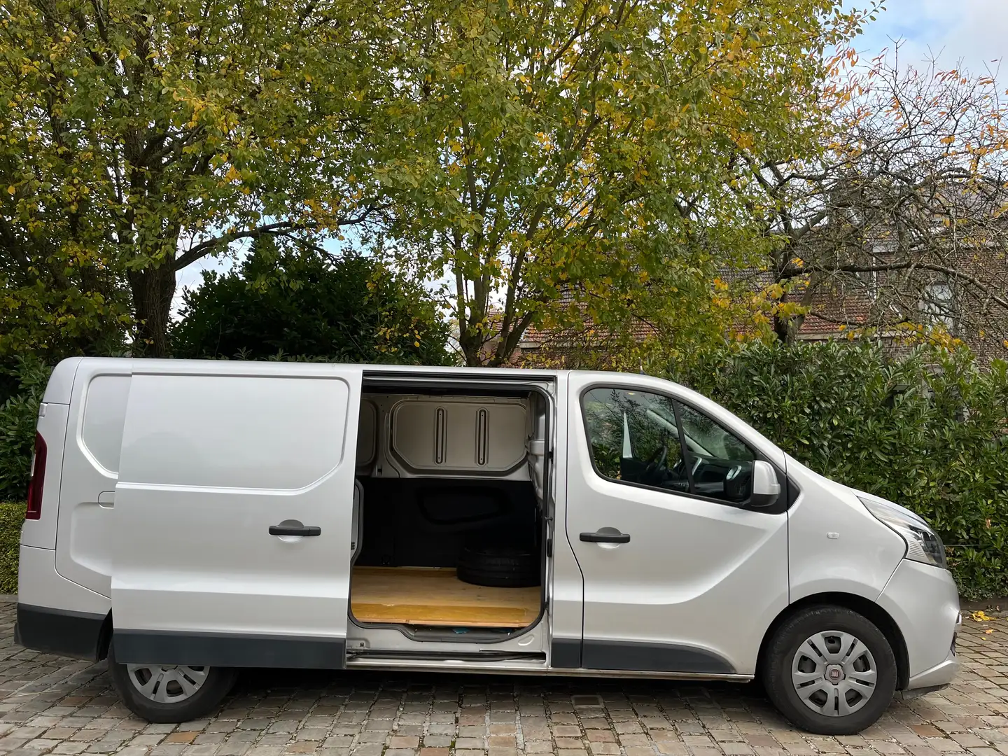 Fiat Talento 2.0 Multijet L1H1 Base S/S 1200kg Zilver - 1