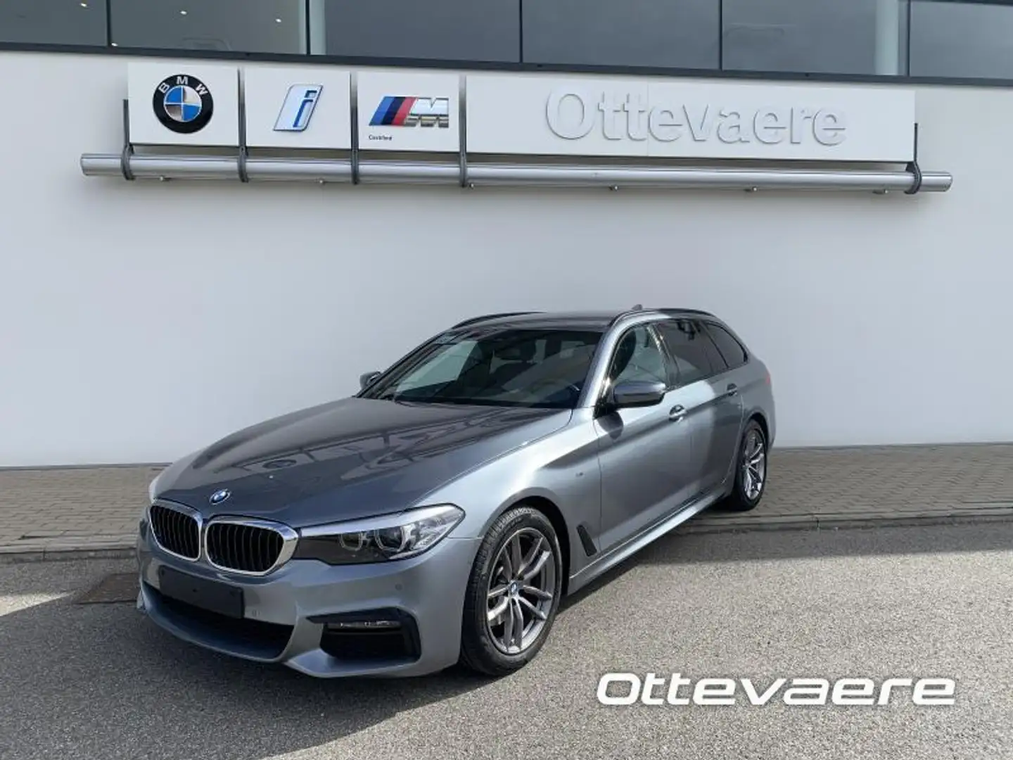 BMW 520 Touring Grey - 1