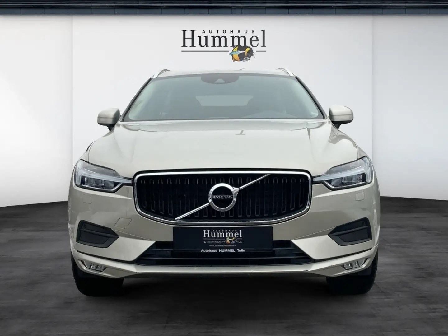 Volvo XC60 AUT Blau - 2