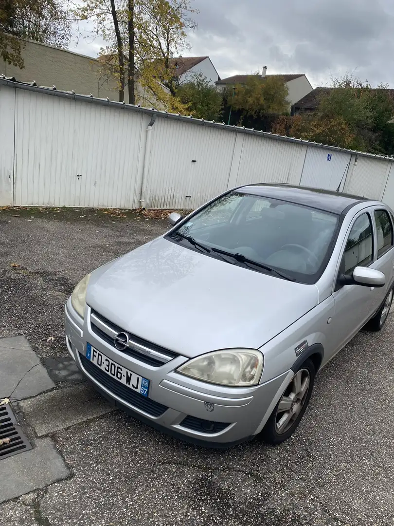 Opel Corsa 1.3 CDTI Fashion - 2