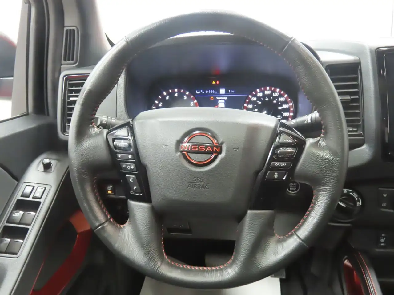 Nissan Frontier снимка Nissan Frontier