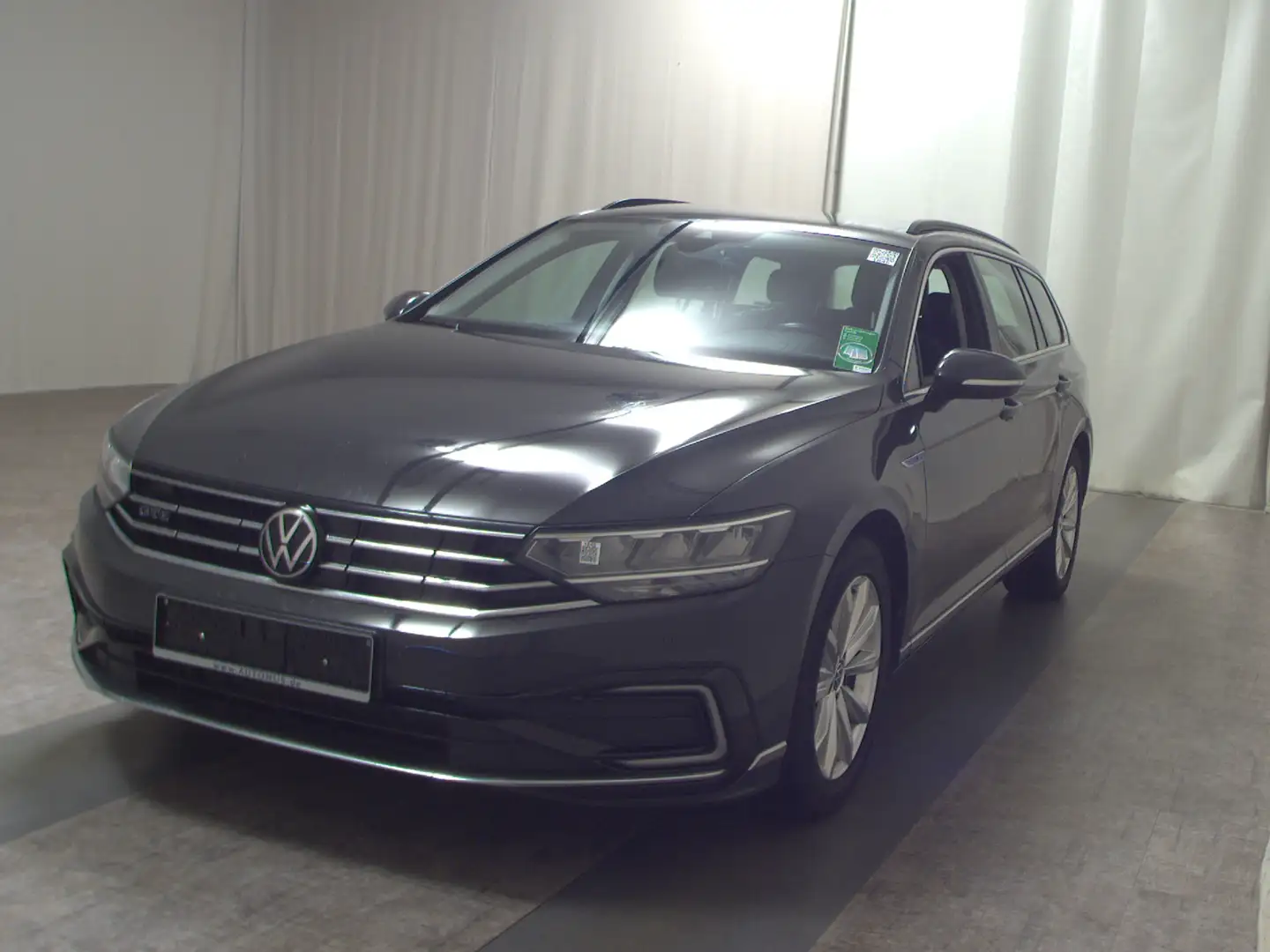 Volkswagen Passat Var. GTE 1.4 TSI Navi LED DC HuD RFK ACC Grau - 2
