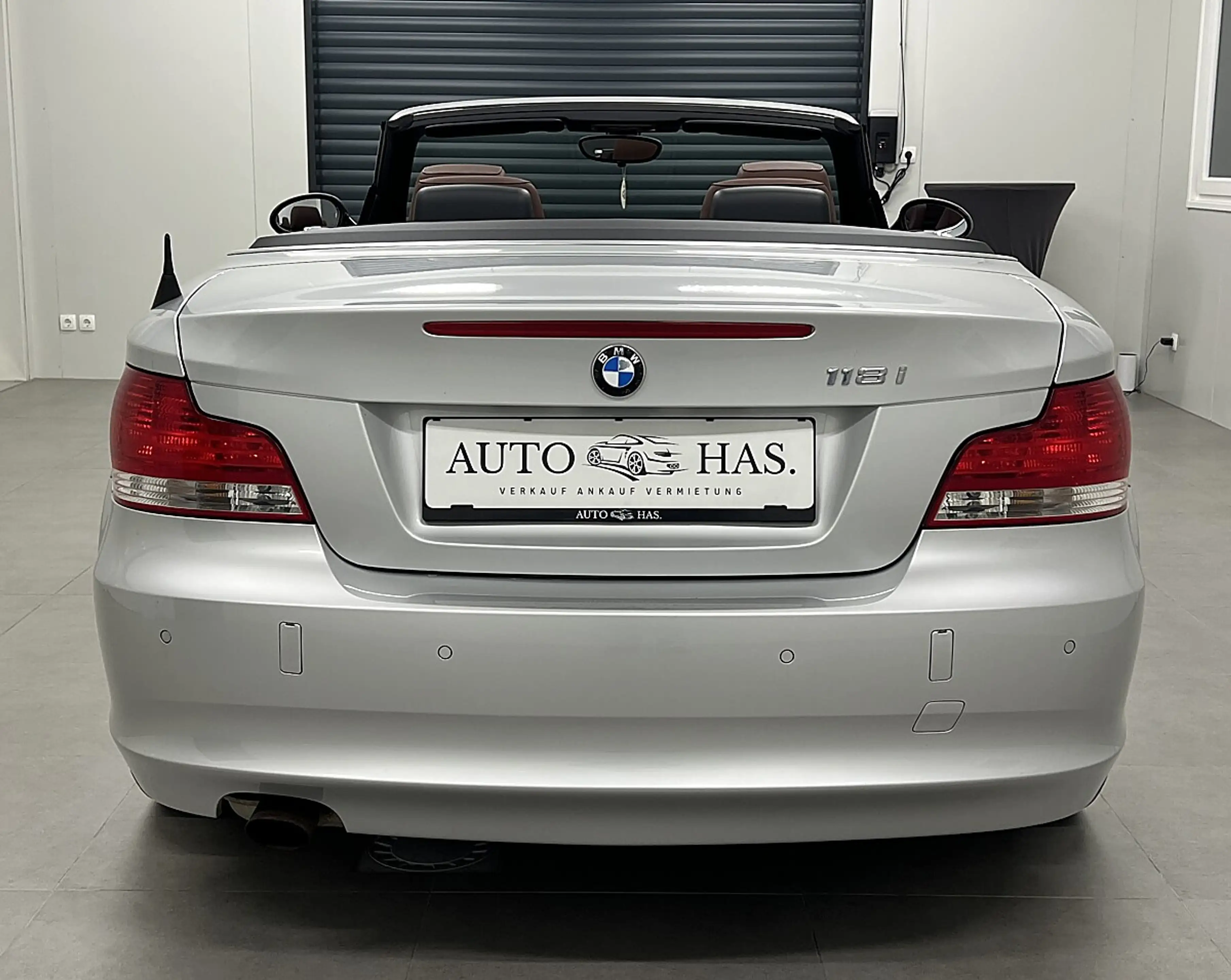 BMW 118 i Cabrio Österreich-Paket *Tempomat*Vollleder*AUX* — photo 7
