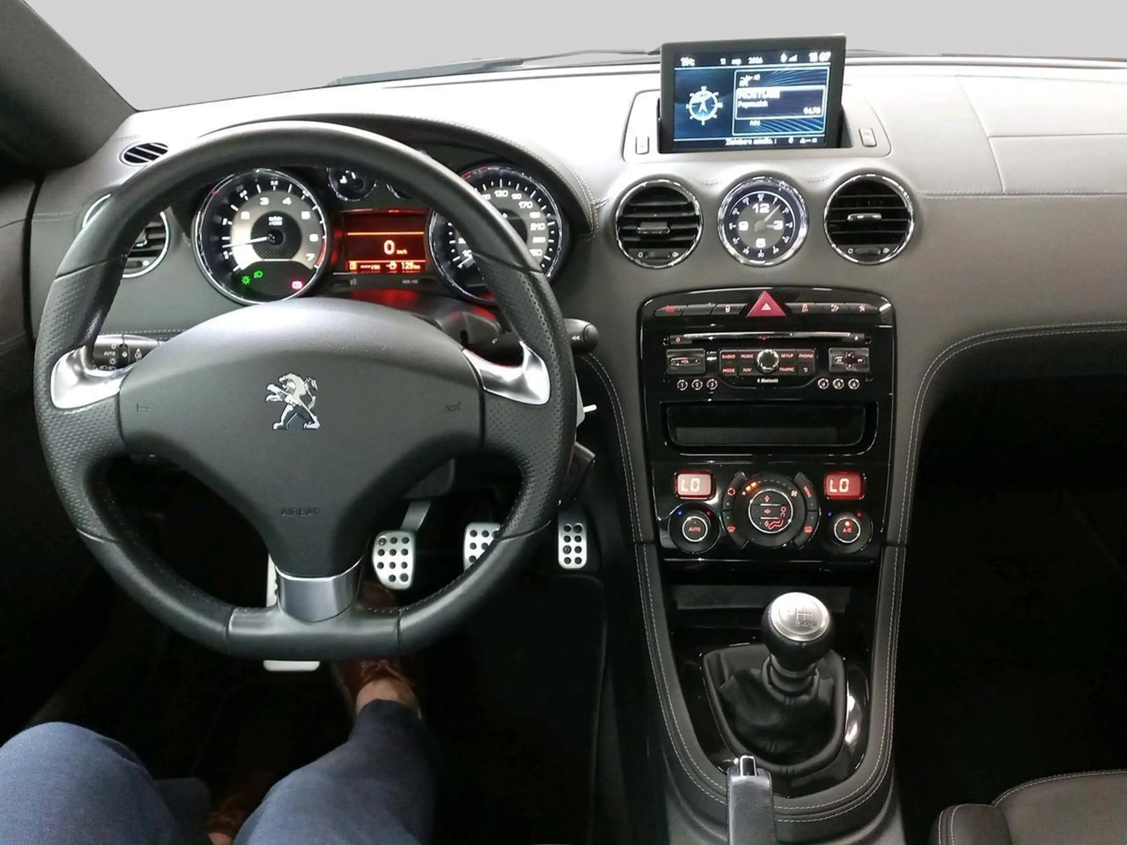 Peugeot RCZ 1.6 — photo 12
