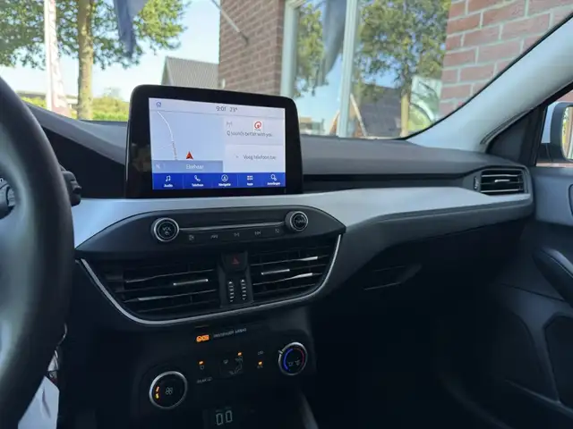 Ford Focus view 24