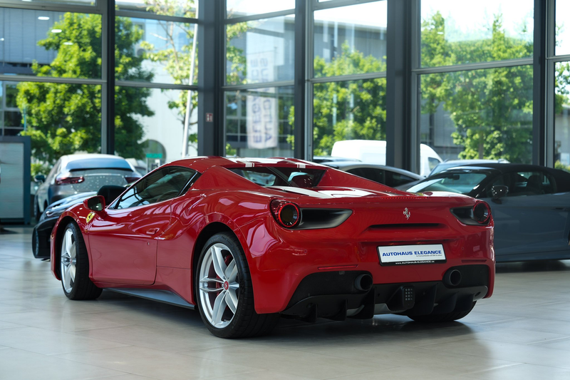 Ferrari 488 Spider*TAILOR-MADE*LIFT*KERAMIK*ROSSO-CORSA* — photo 2