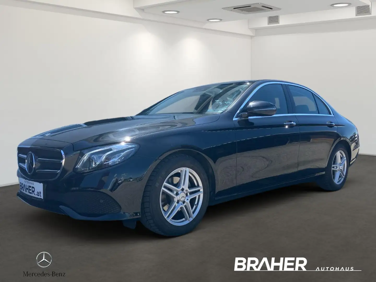 Mercedes-Benz E 200 d Limousine KeyGo PTS Shz Distr eHeck Ambi Schwarz - 1