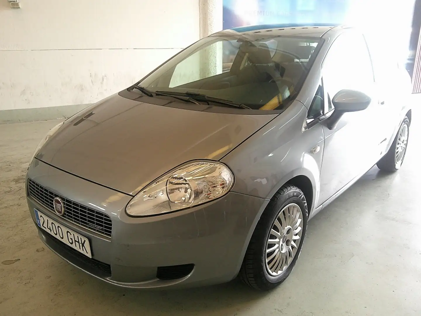 Fiat Grande Punto 1.3Mjt Dynamic 90 Plateado - 1