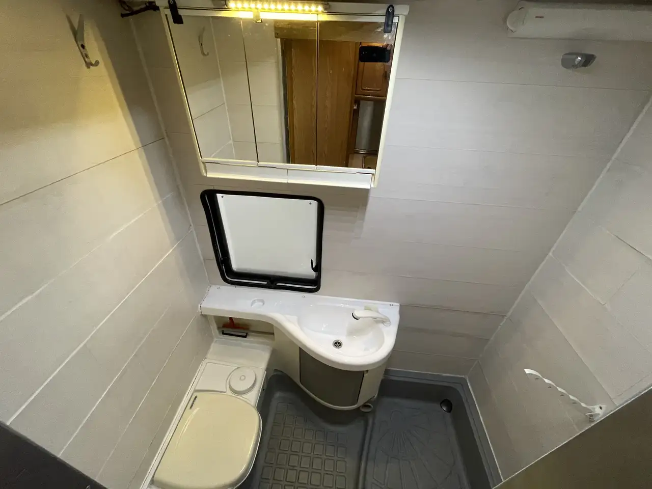 Iveco Camper 4,2 Ton C1 dubbellucht S40, foto 7