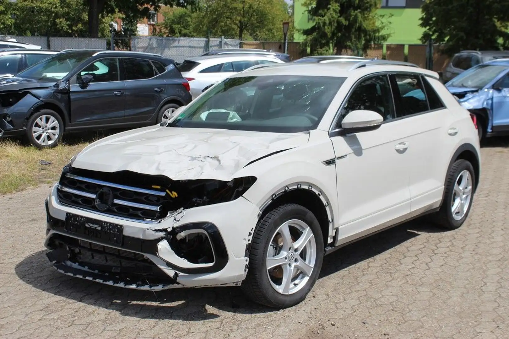Volkswagen T-Roc 1.0 TSI R-Line ACC LED Alu Grau - 1