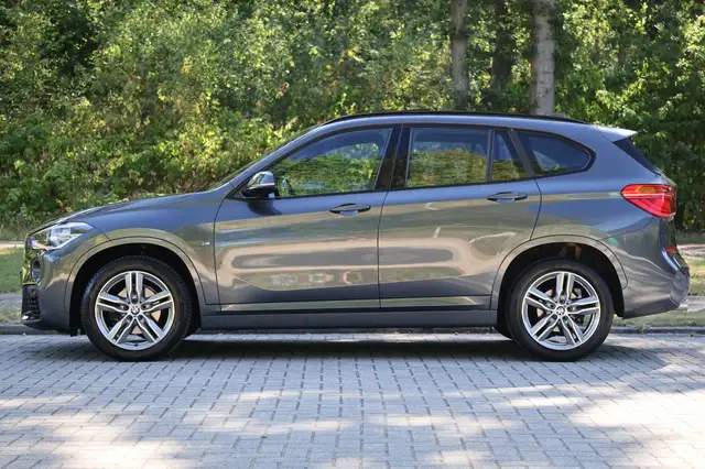 BMW X1 view 2
