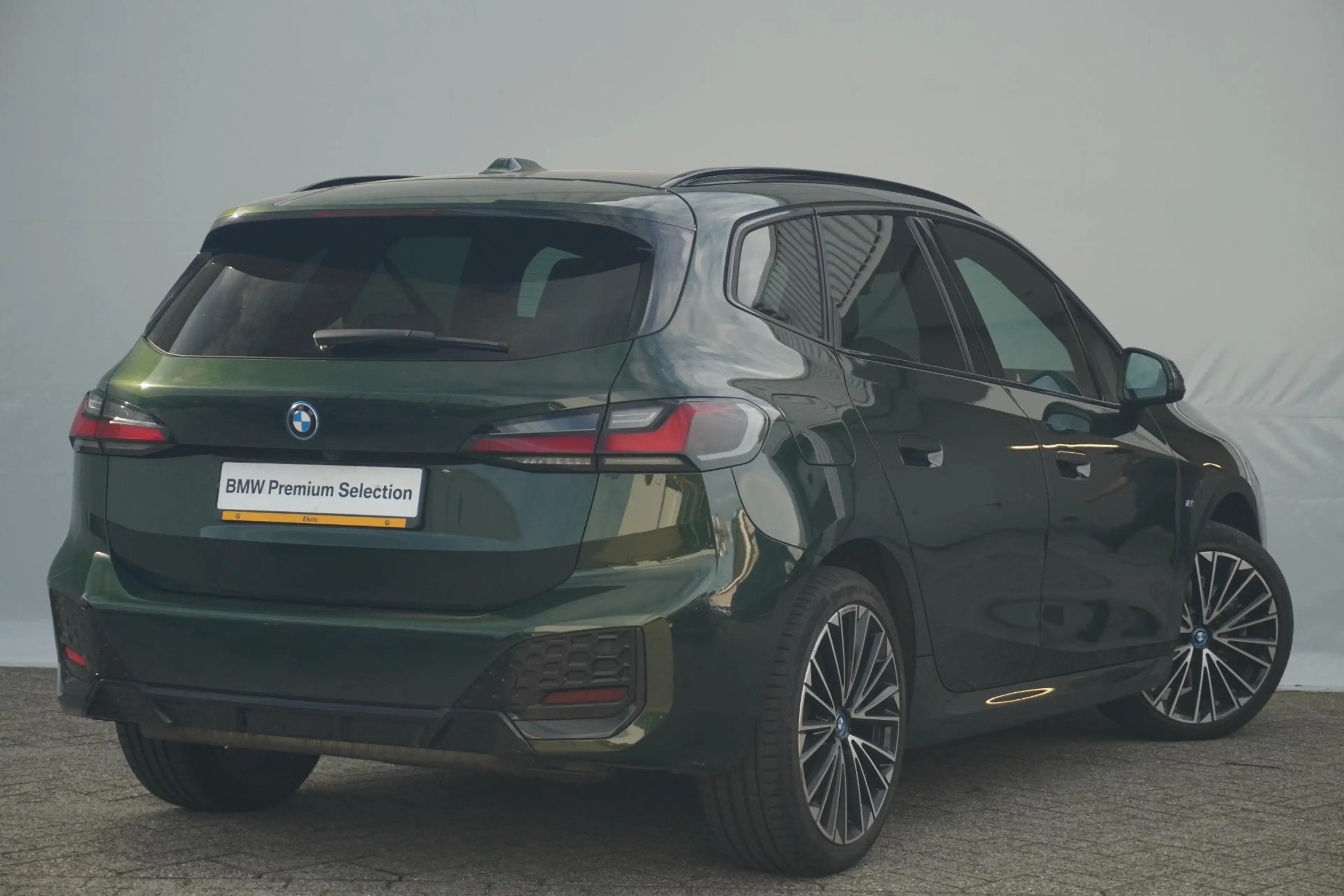 BMW 230 2 Serie Active Tourer 230e xDrive M Sport | Trekha — photo 2