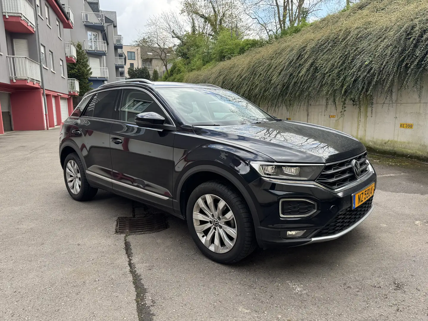 Volkswagen T-Roc 1.5 TSI OPF DSG ACTIVE - 1
