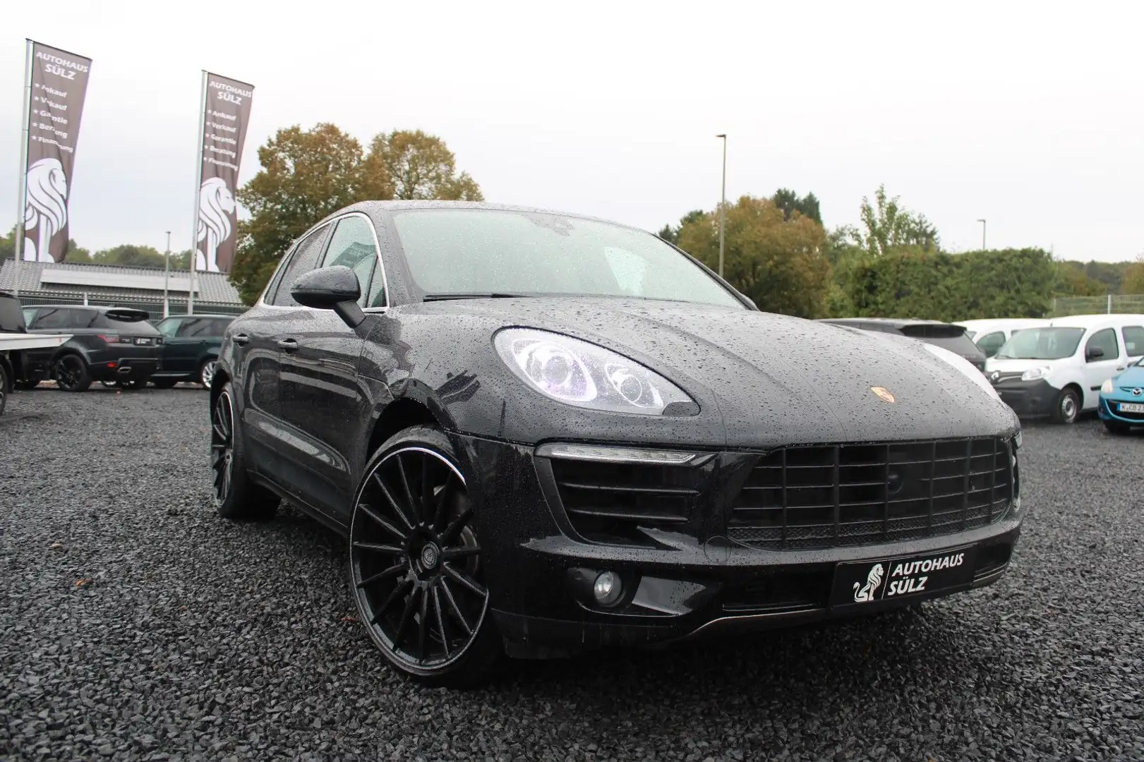 Porsche Macan S/PDLS/Leder/Navi/Kamera/ACC/Bose/22Zoll Schwarz - 1
