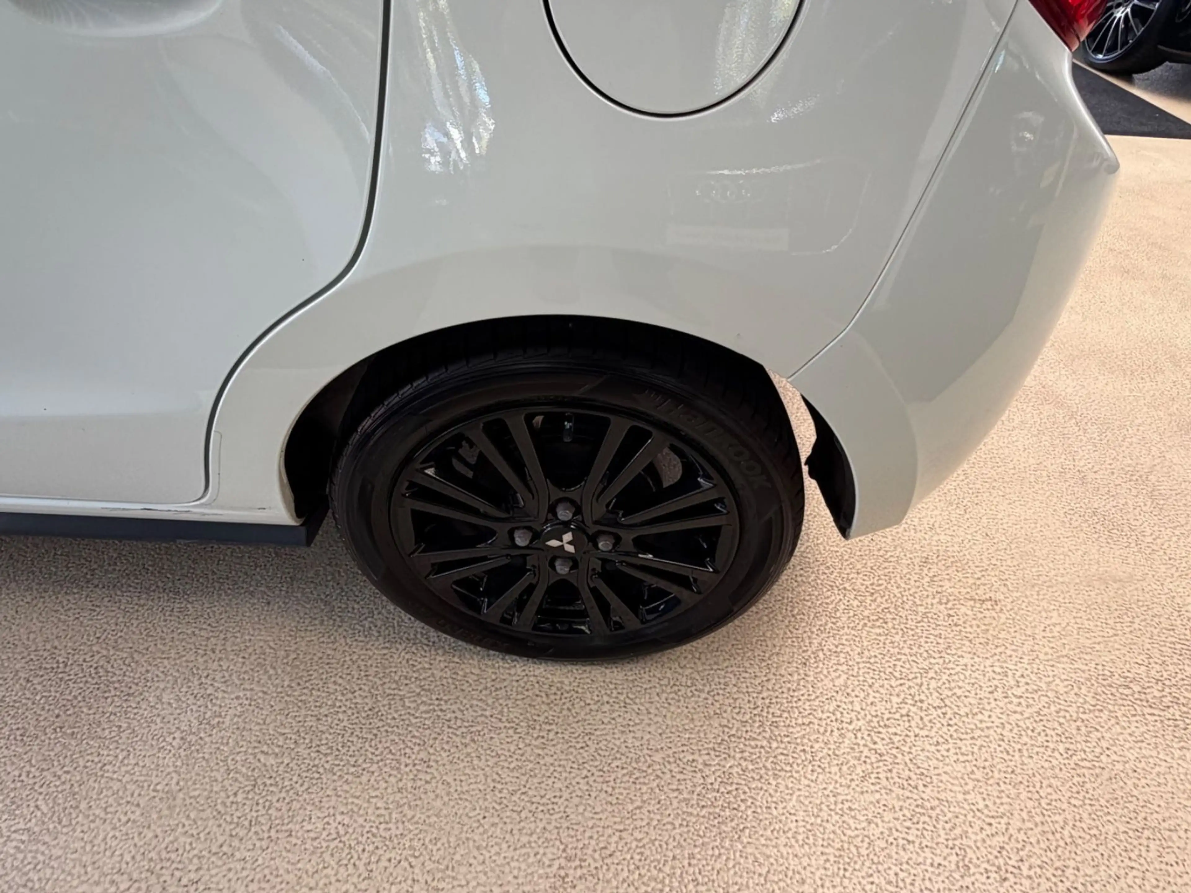 Mitsubishi Space Star Diamant Edition+ — photo 13