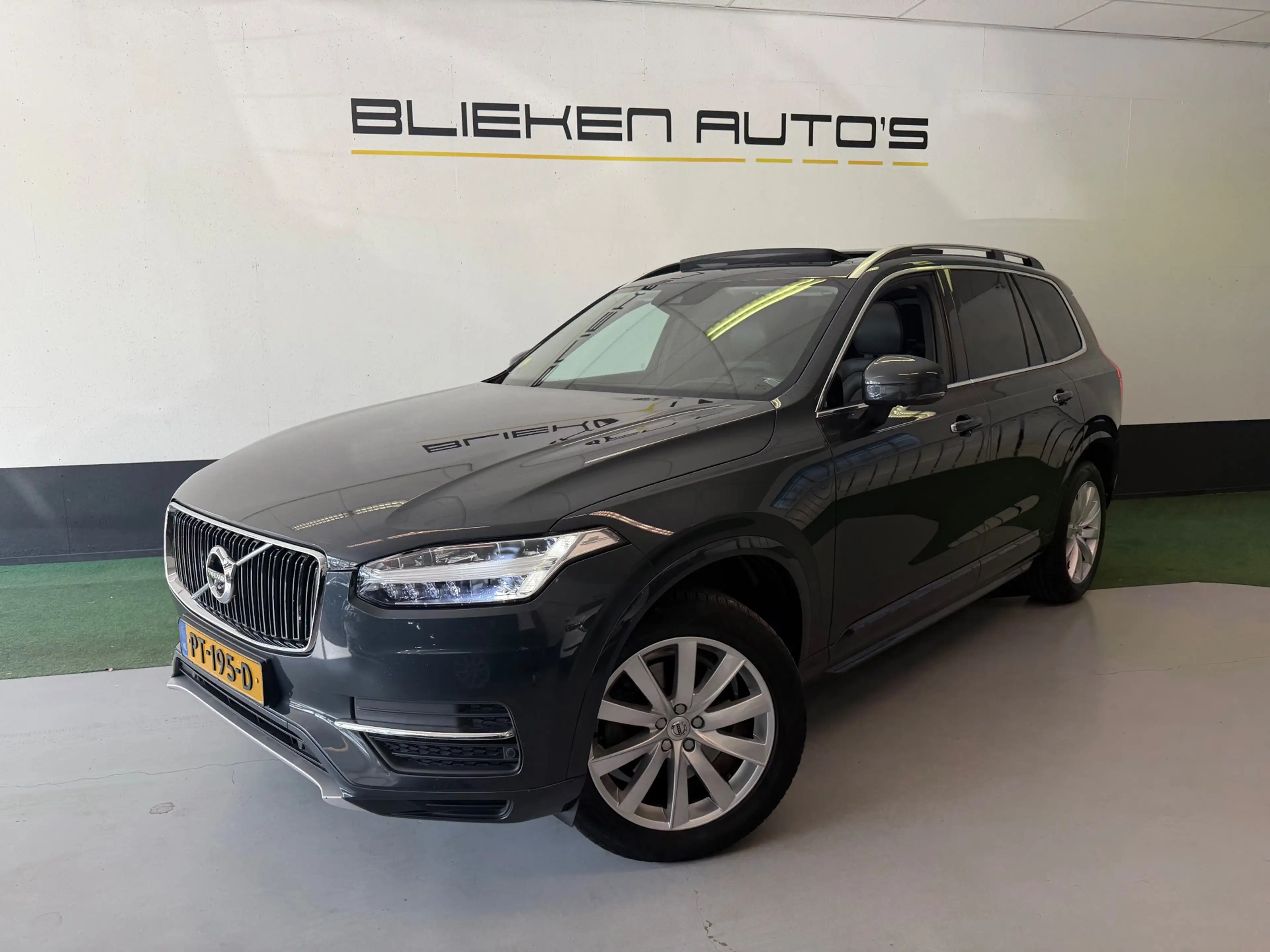 Volvo XC90 2.0 D4 Momentum