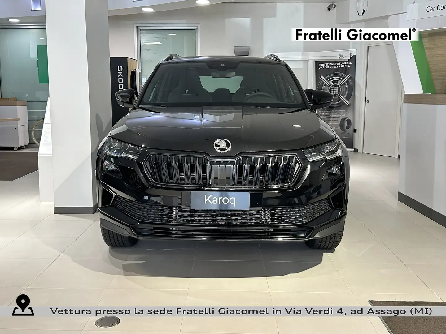 Skoda Karoq 2.0 tsi sportline 4x4 dsg Nero - 2