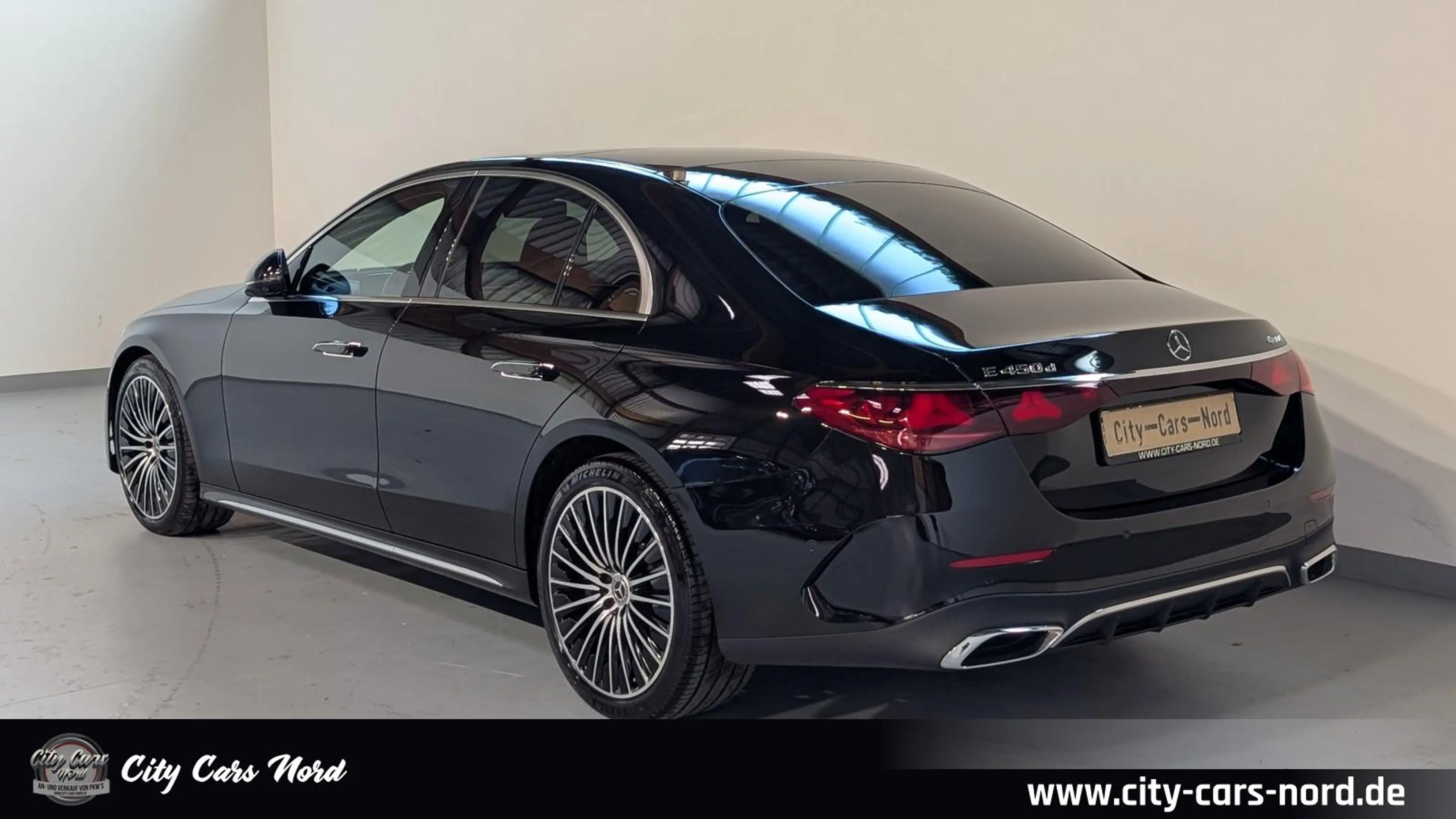 Mercedes-Benz E 450 d 4Matic AMG HUD+LED+PANO+BURM+360°+DTR+ — photo 3