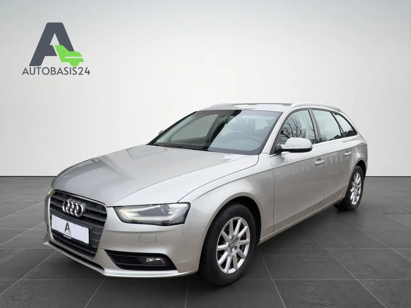 Audi A4 Avant 2.0 TDI Attraction *XENON*SPORTSITZ* Plateado - 1