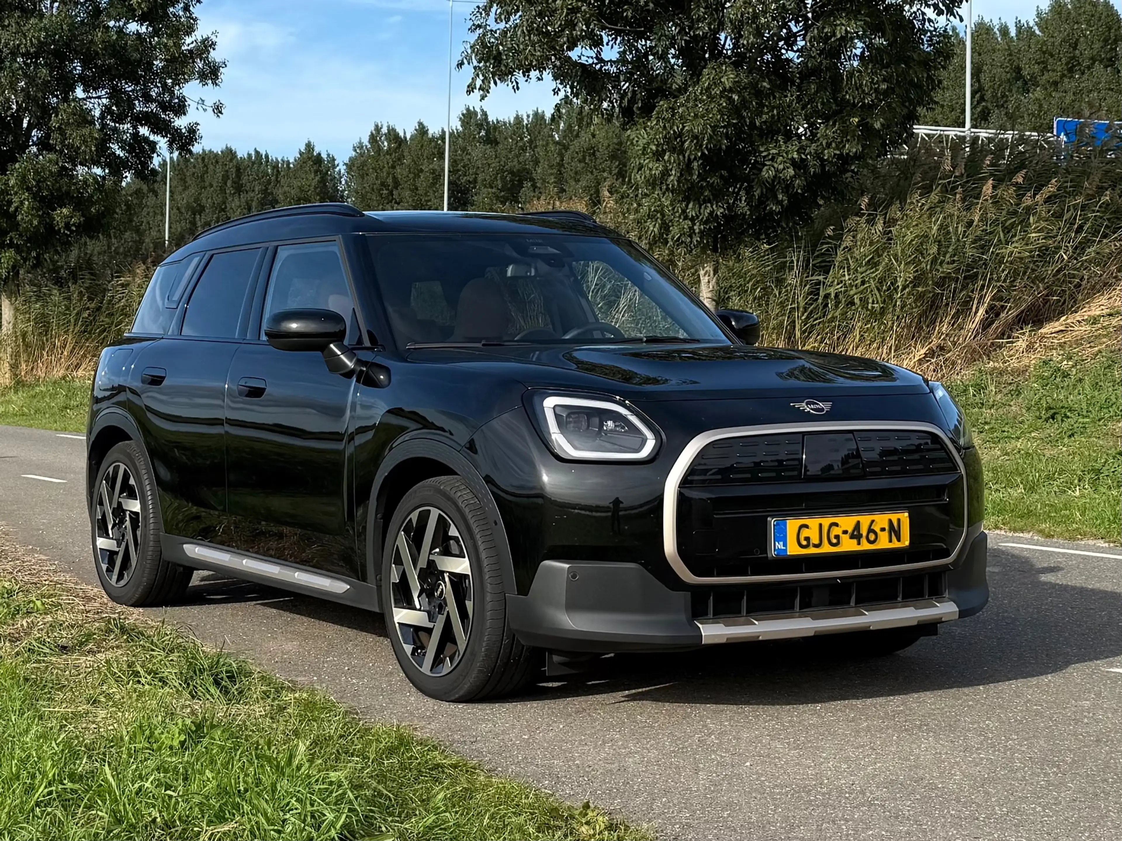MINI Countryman E Favoured M 66.5 kWh PANO/HIFI/Leder/stuurvwerw./et — photo 3