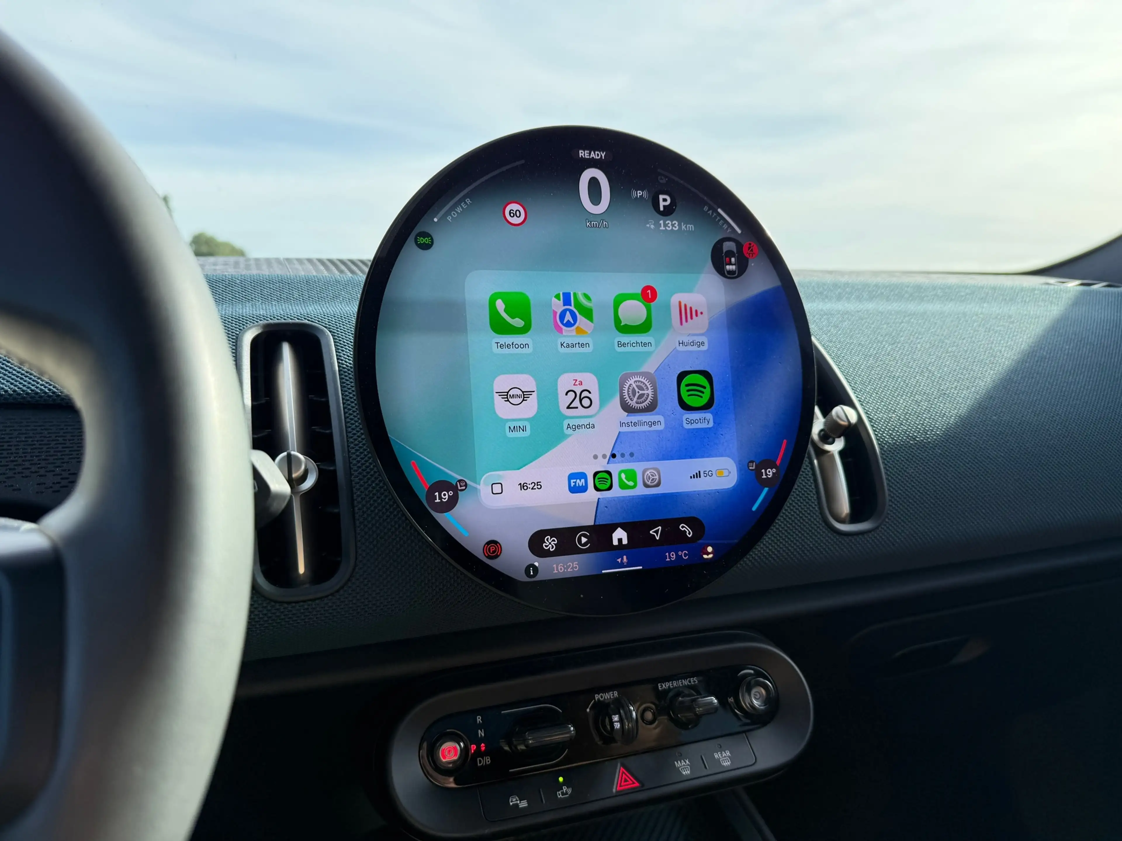 MINI Countryman E Favoured M 66.5 kWh PANO/HIFI/Leder/stuurvwerw./et — photo 12