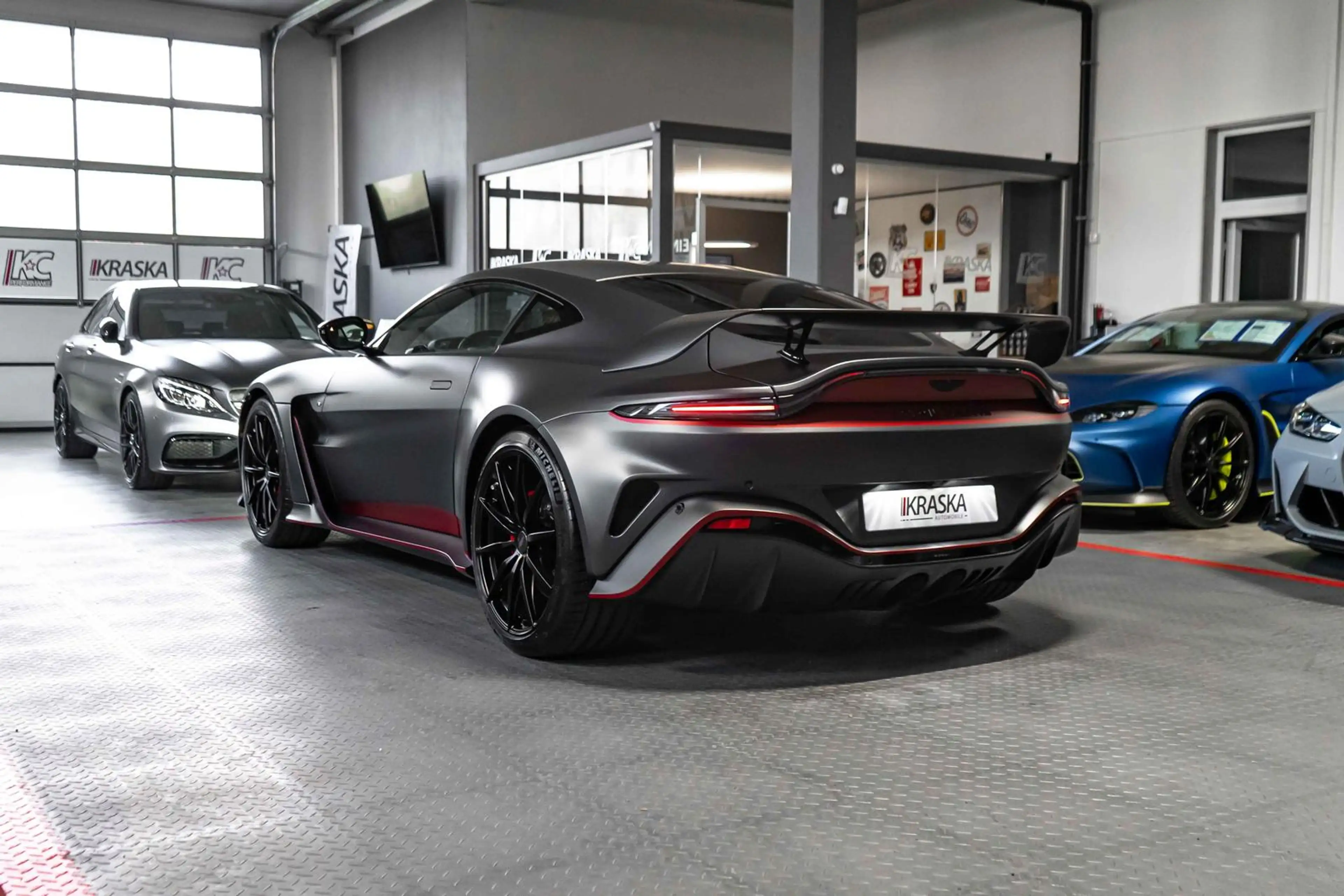Aston Martin Coupe Q Carbon Performance 1 of 333 — photo 13