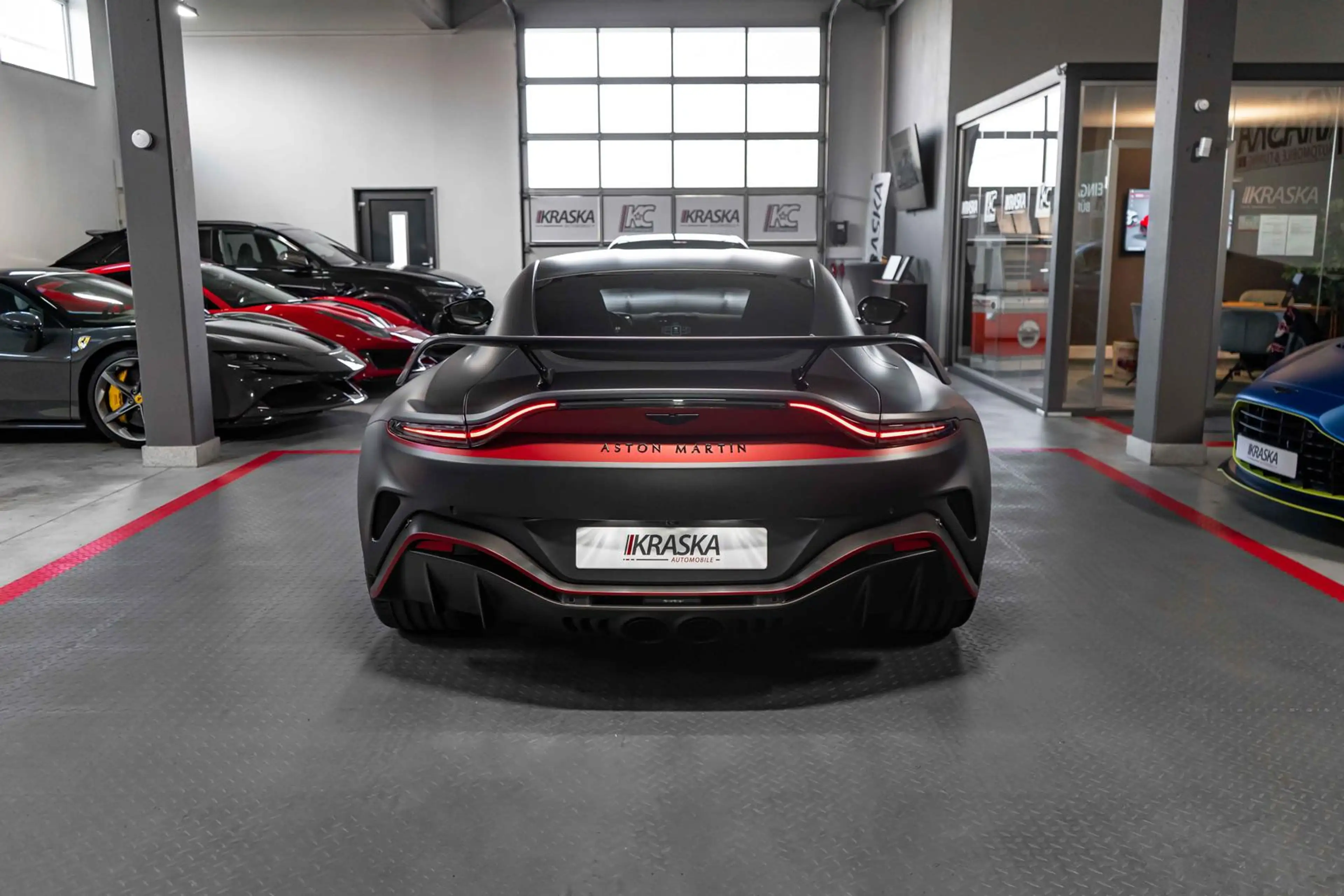 Aston Martin Coupe Q Carbon Performance 1 of 333 — photo 11