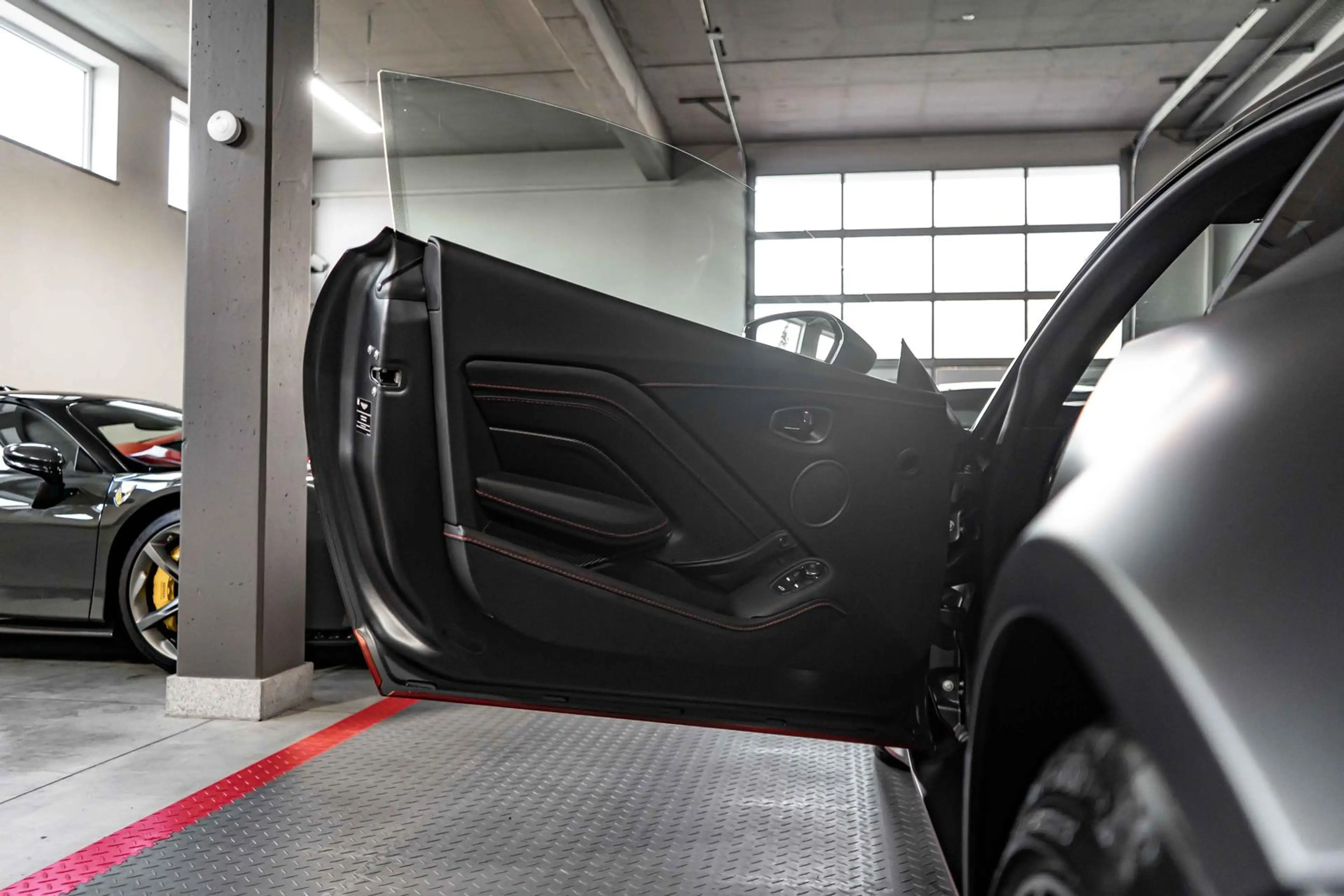 Aston Martin Coupe Q Carbon Performance 1 of 333 — photo 14