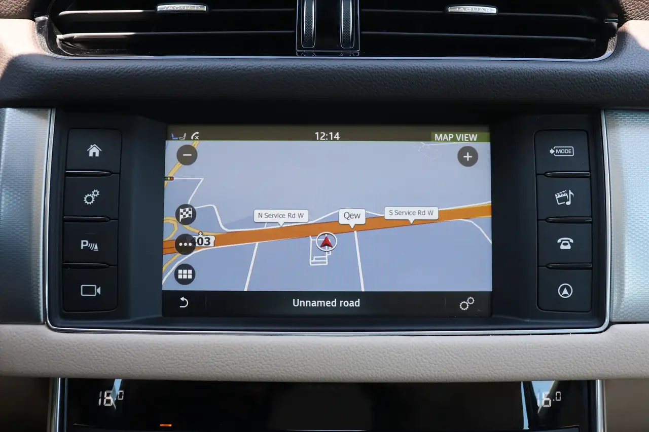 Jaguar XF fotografie Jaguar XF