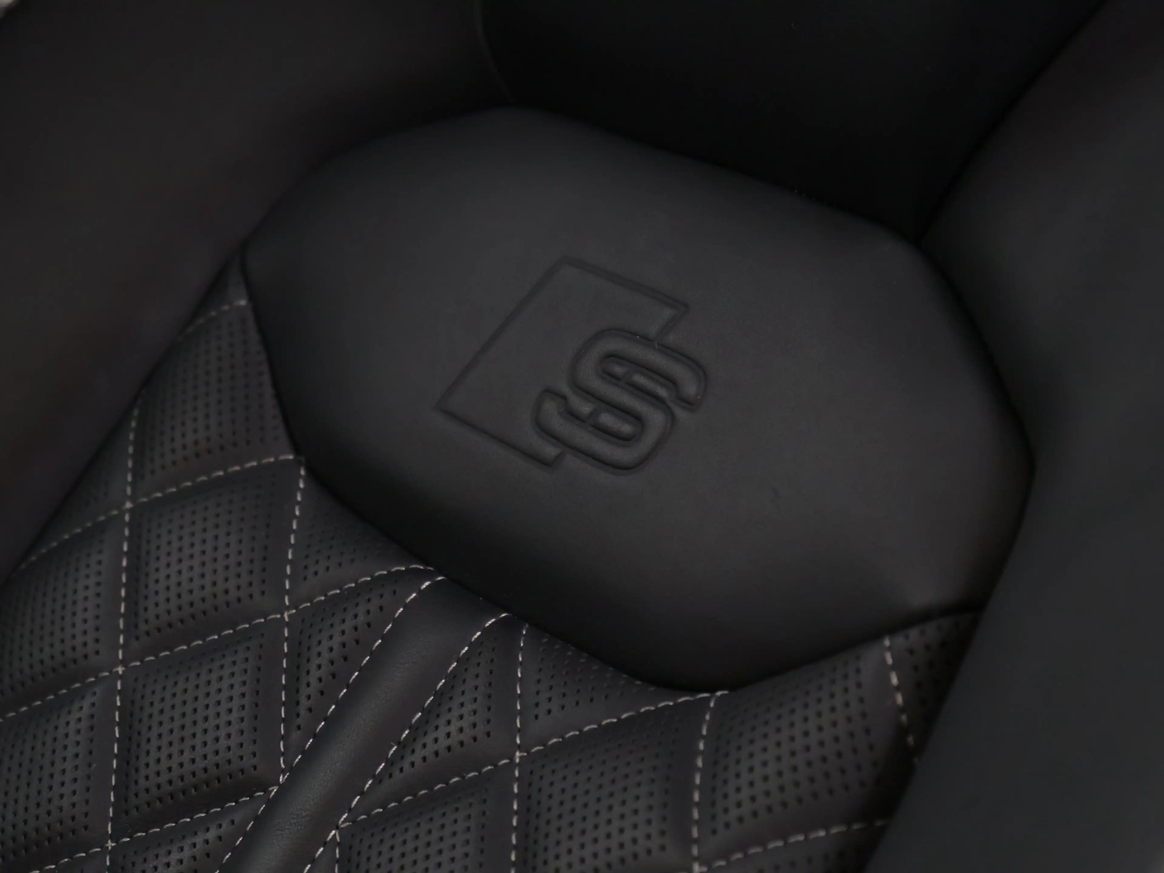Audi Q7 60 TFSI e quattro Competition S line [TREKHAAK, SC — photo 37