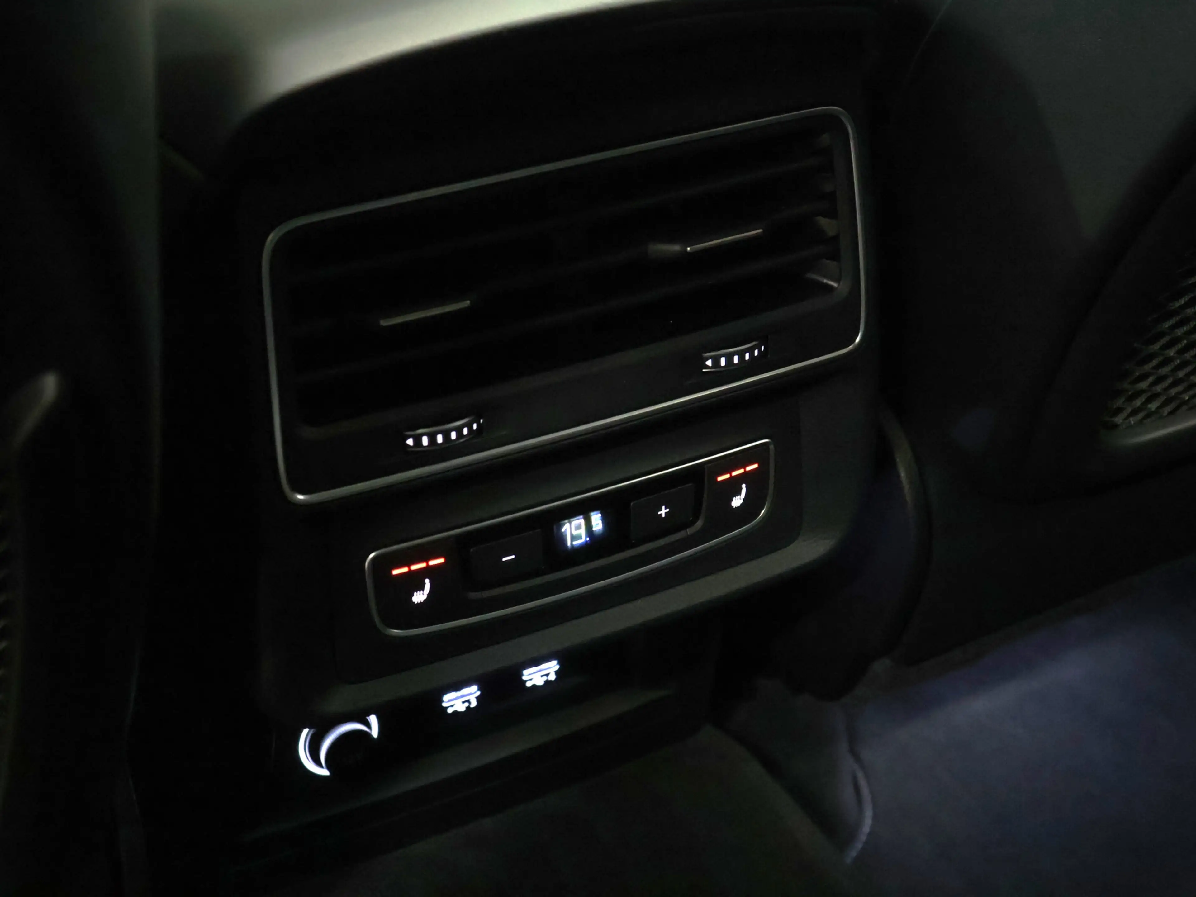 Audi Q7 60 TFSI e quattro Competition S line [TREKHAAK, SC — photo 28