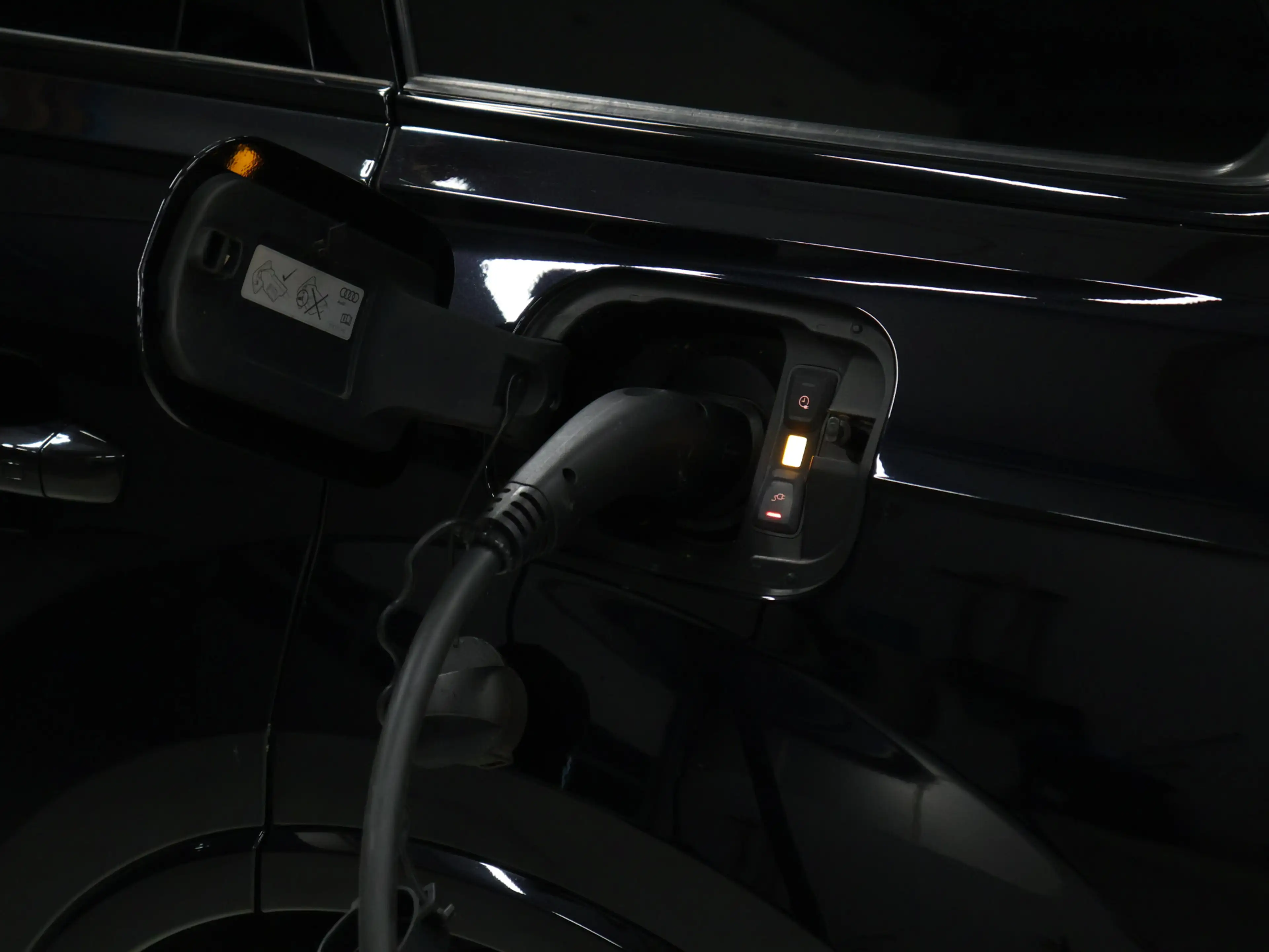 Audi Q7 60 TFSI e quattro Competition S line [TREKHAAK, SC — photo 33