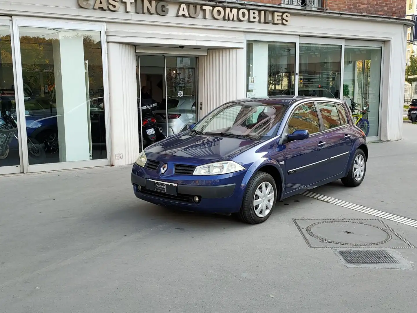 Renault Megane 1.9 DCI 120CH AUTHENTIQUE a professionnels Azul - 1