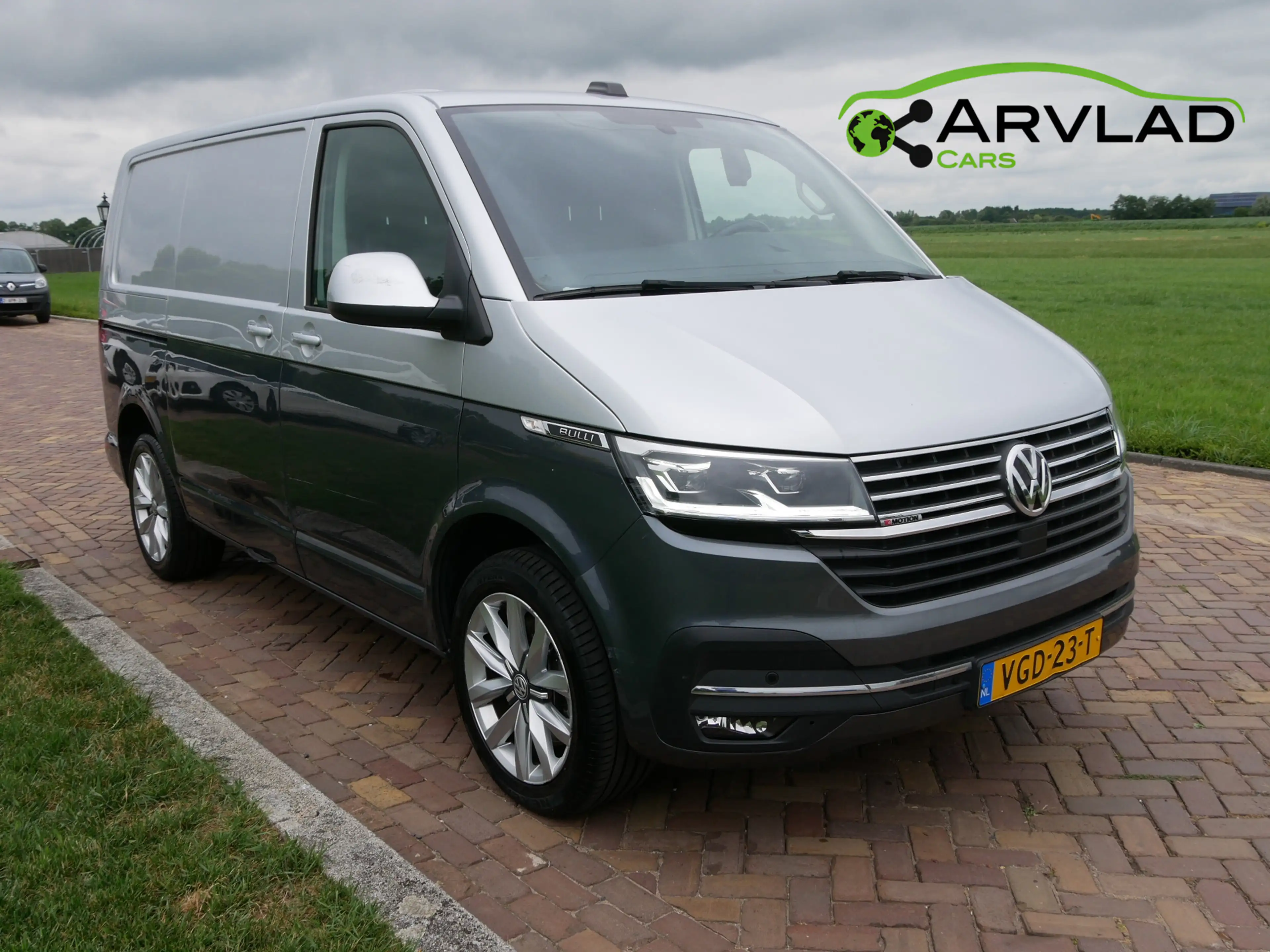 Volkswagen Transporter 2.0 TDI L1H1 146kW 4Motion Bulli DSG | AC | NAVI |