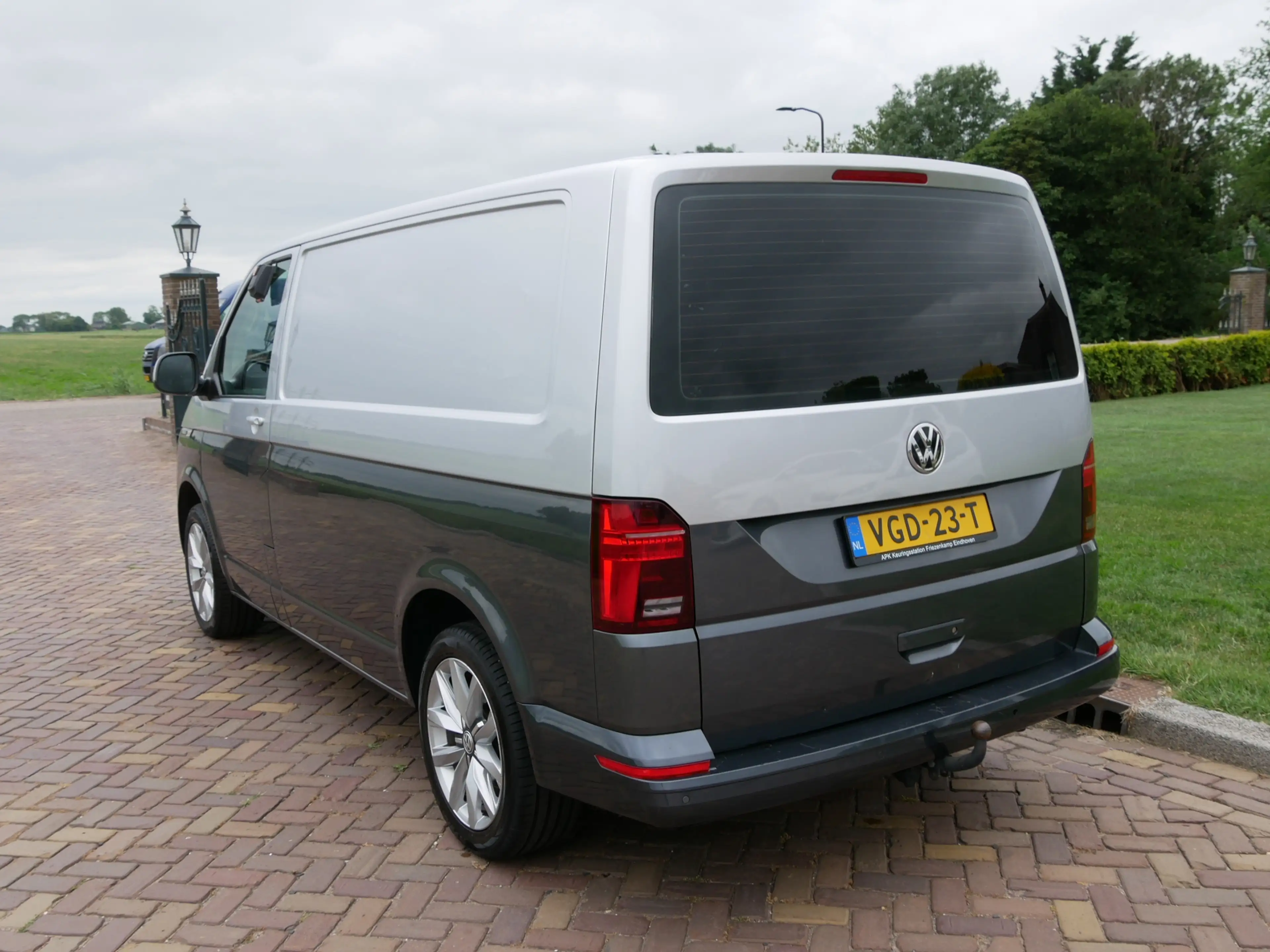 Volkswagen Transporter 2.0 TDI L1H1 146kW 4Motion Bulli DSG | AC | NAVI | — photo 11