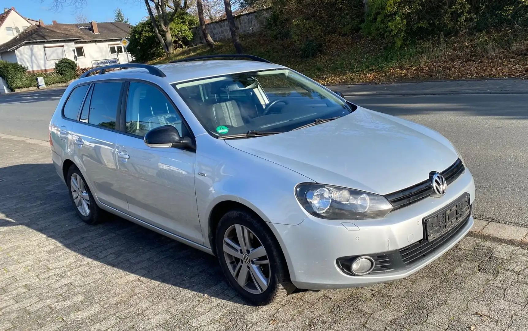 Volkswagen Golf VI Variant Match 1,6 TDI DSG Argent - 1