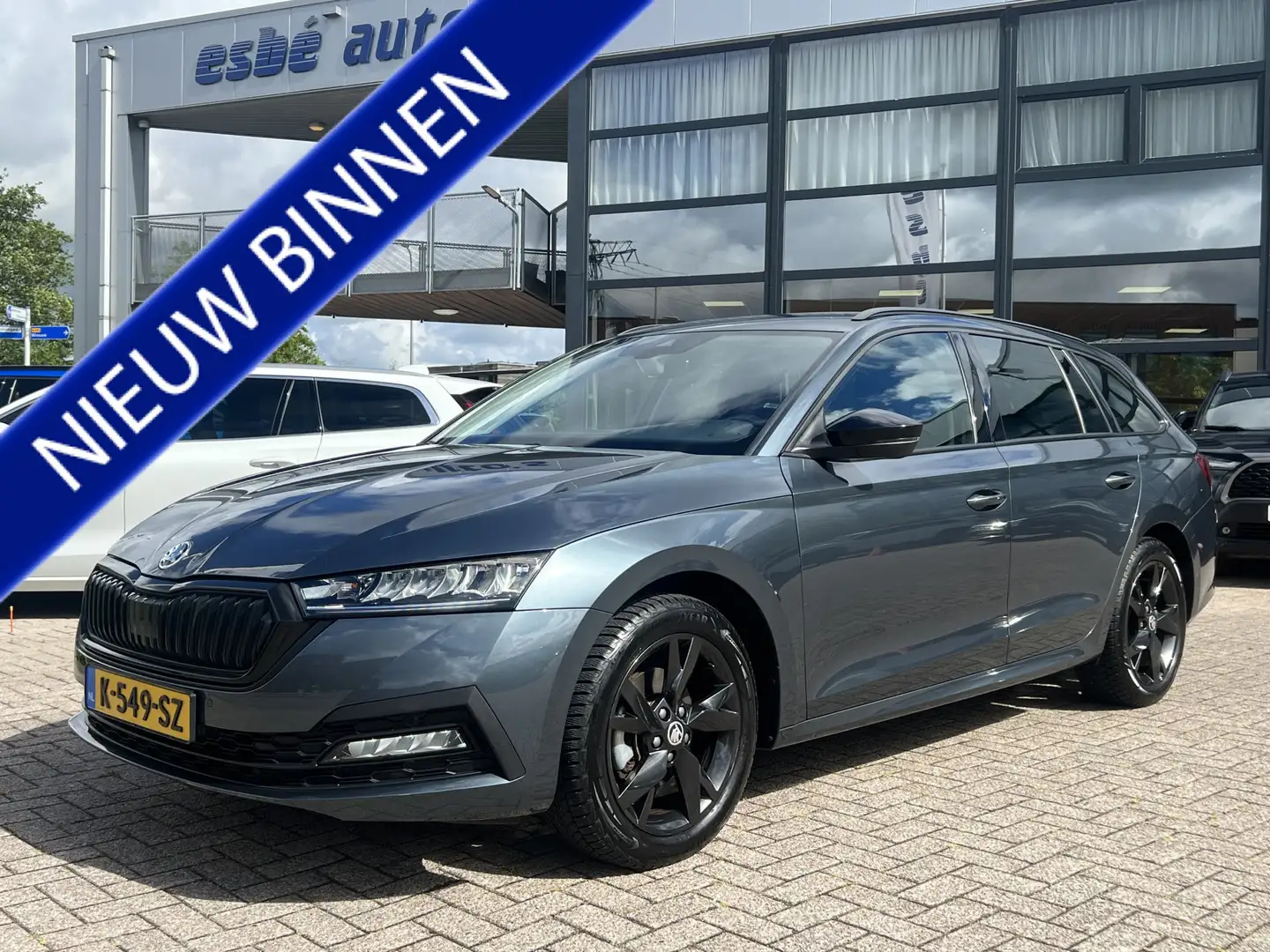 Skoda Octavia Combi 1.0 e-TSI Automaat Business Edition Navi Tre Grijs - 1