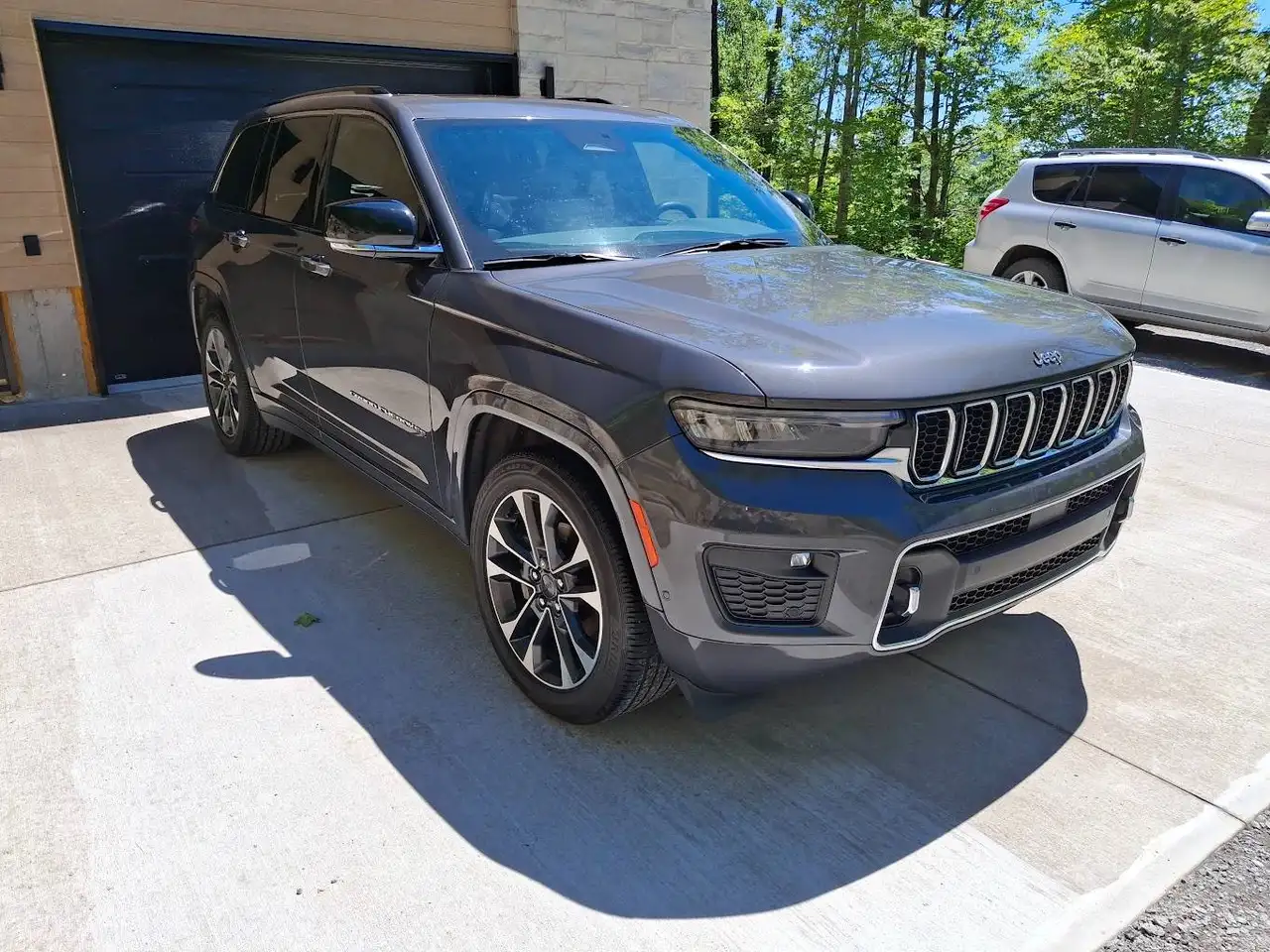Jeep Grand Cherokee снимка Jeep Grand Cherokee