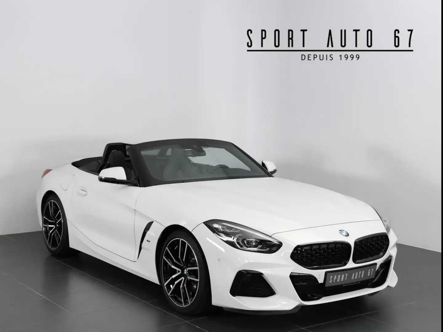 BMW Z4 20 I 197 CH 4 cylindres 2.0L 16 S Turbo - 1