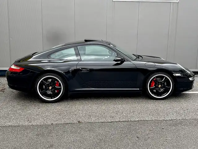 Porsche 997 911 997 Carrera 4 S Coupé Handschalter Ansicht 3
