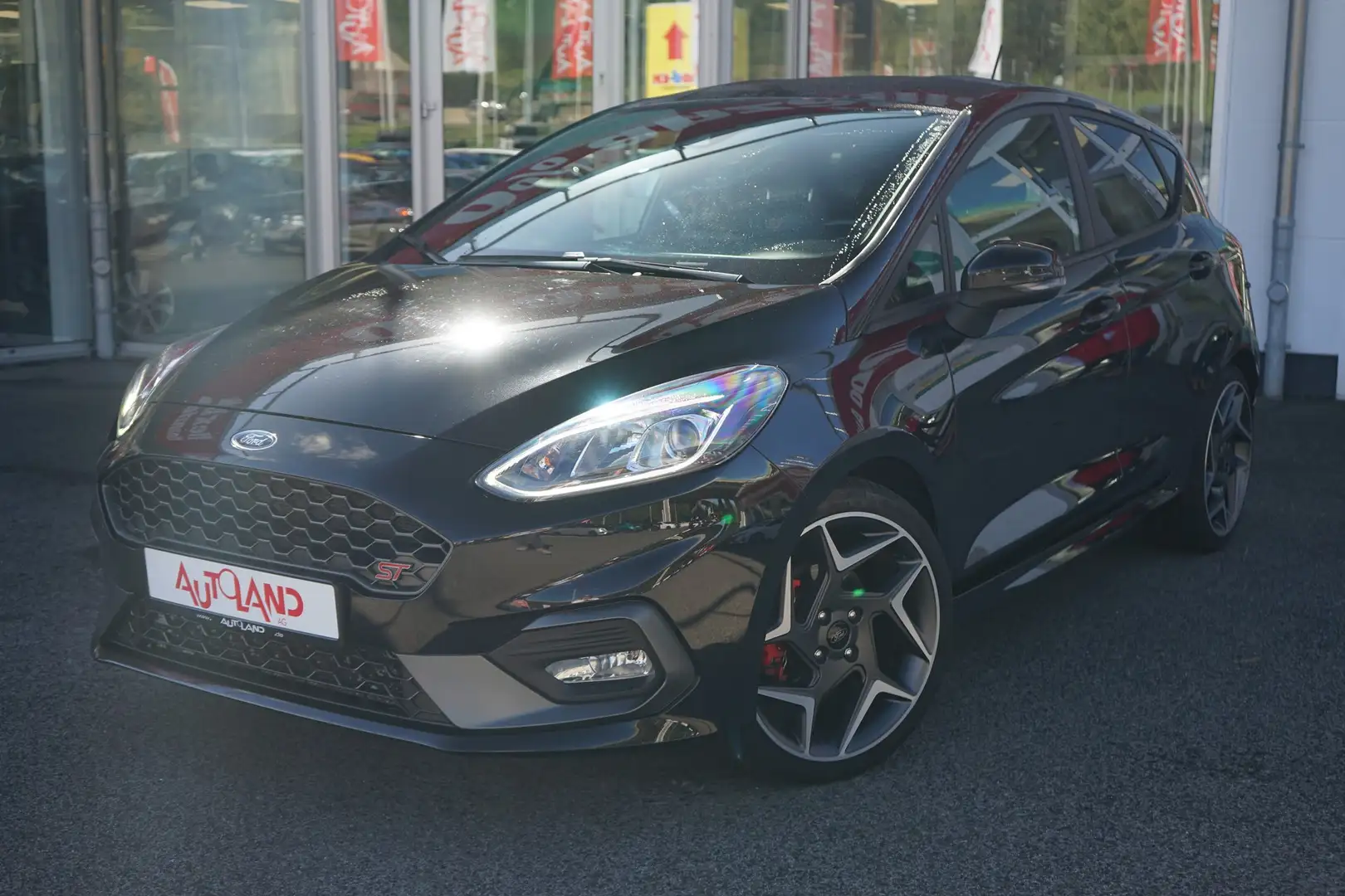 Ford Fiesta 1.5 EcoBoost ST Alcantara PDC Sitzheizung Noir - 2