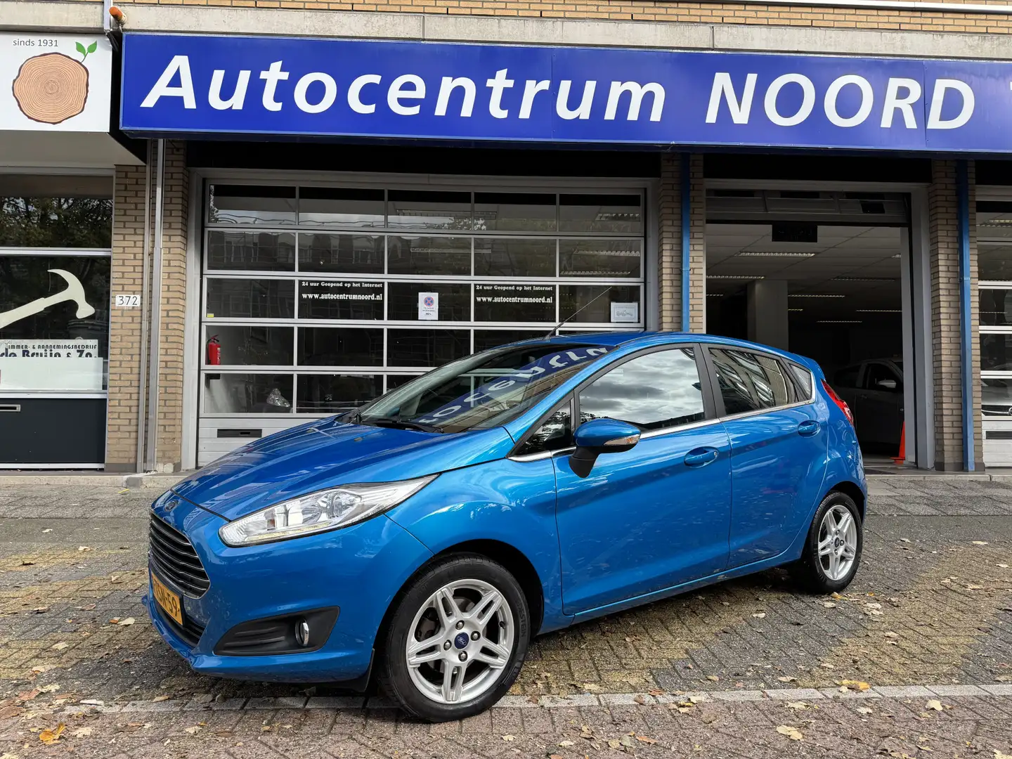 Ford Fiesta 1.0 EcoBoost Titanium 79178KM! NAP | Nieuwe Distri Blauw - 1