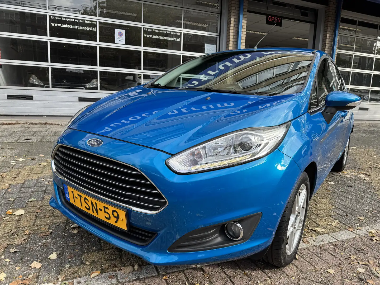 Ford Fiesta 1.0 EcoBoost Titanium 79178KM! NAP | Nieuwe Distri Blauw - 2