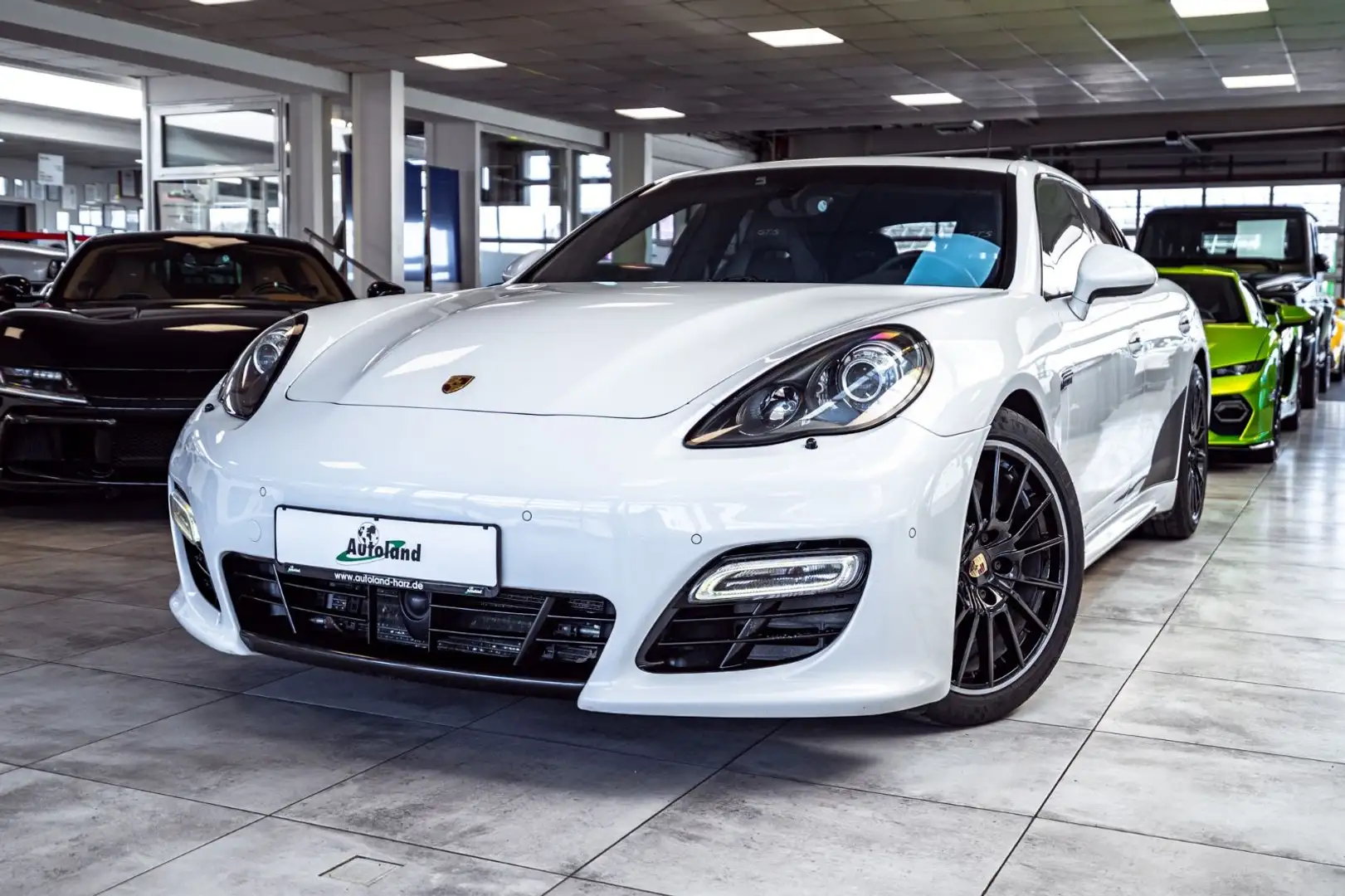 Porsche Panamera GTS*MEMORY*PANO*APPROVED*SPORTABG*VOLL* Weiß - 1