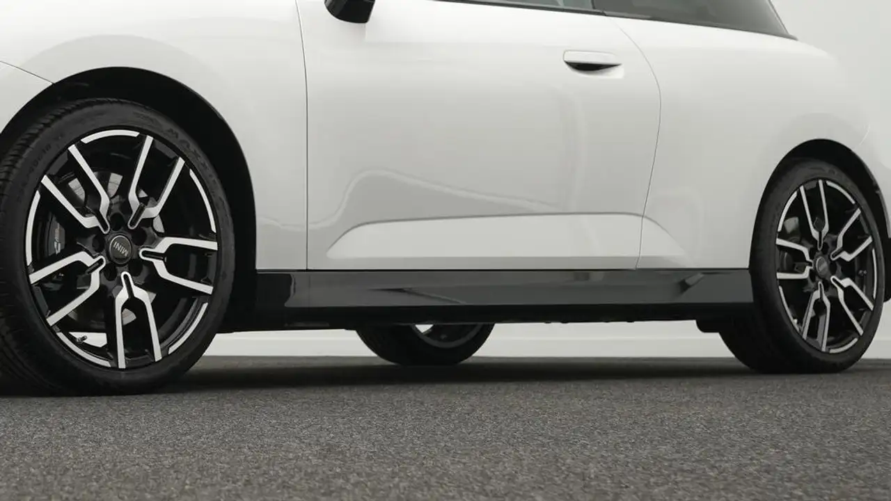 MINI Cooper John Cooper Works Trim, миниатюра 17