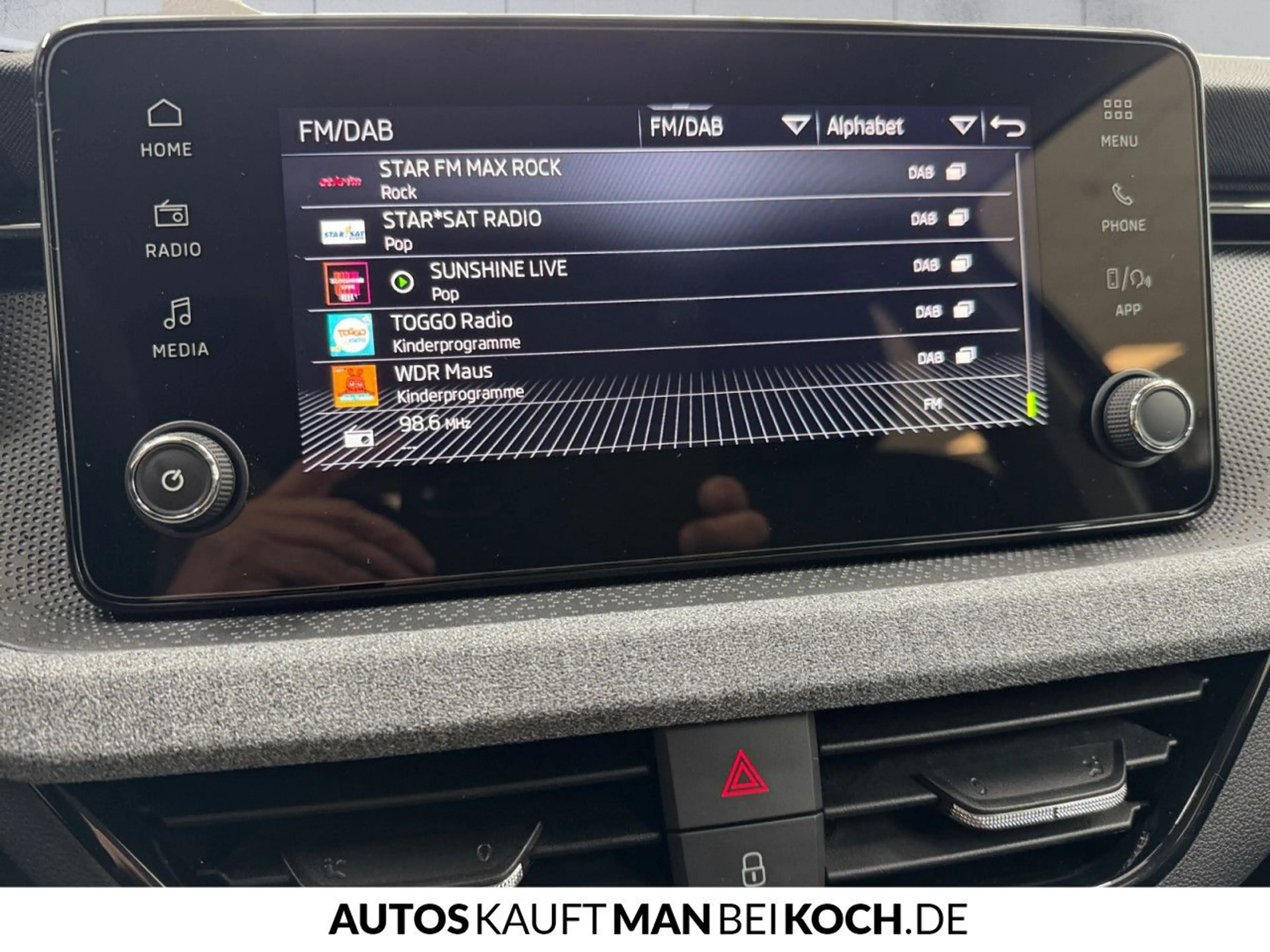 Skoda Kamiq 1.0 TSI Selection DSG LED DAB AHK PDC Tempo — photo 13